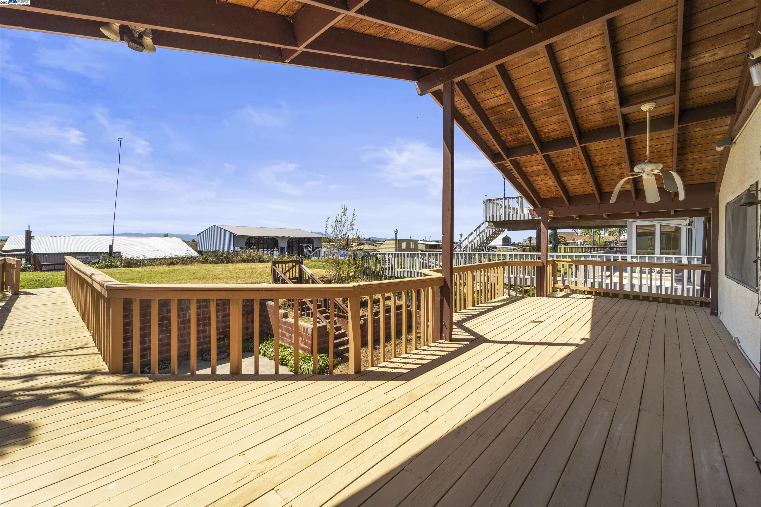 Detail Gallery Image 9 of 58 For 4200 Windsweep Rd, Bethel Island,  CA 94511 - 5 Beds | 2 Baths