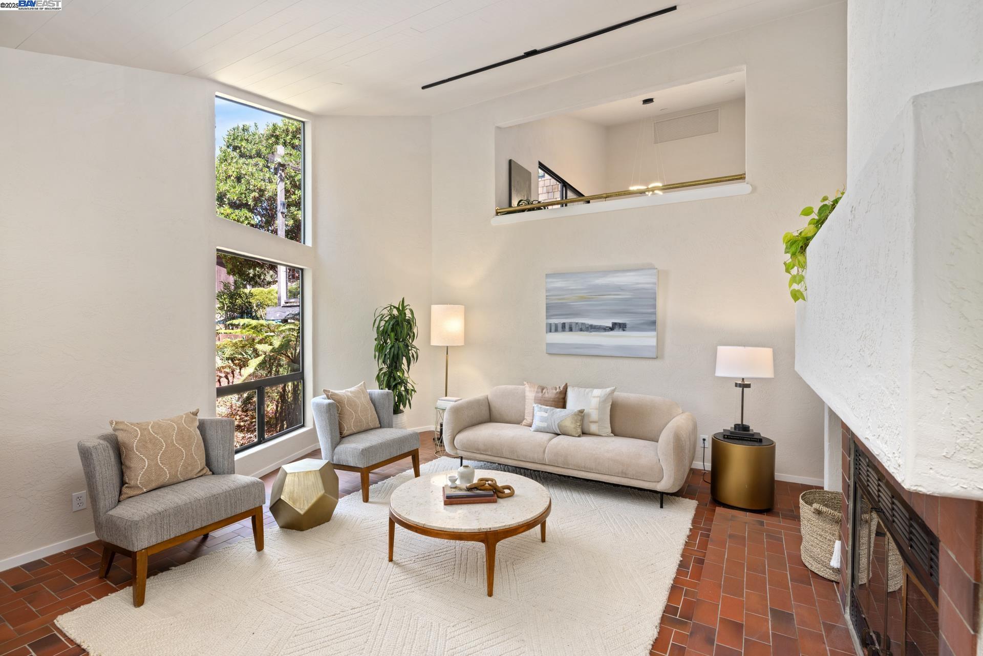 Detail Gallery Image 1 of 1 For 5708 Colton Blvd, Oakland,  CA 94611 - 4 Beds | 3/1 Baths