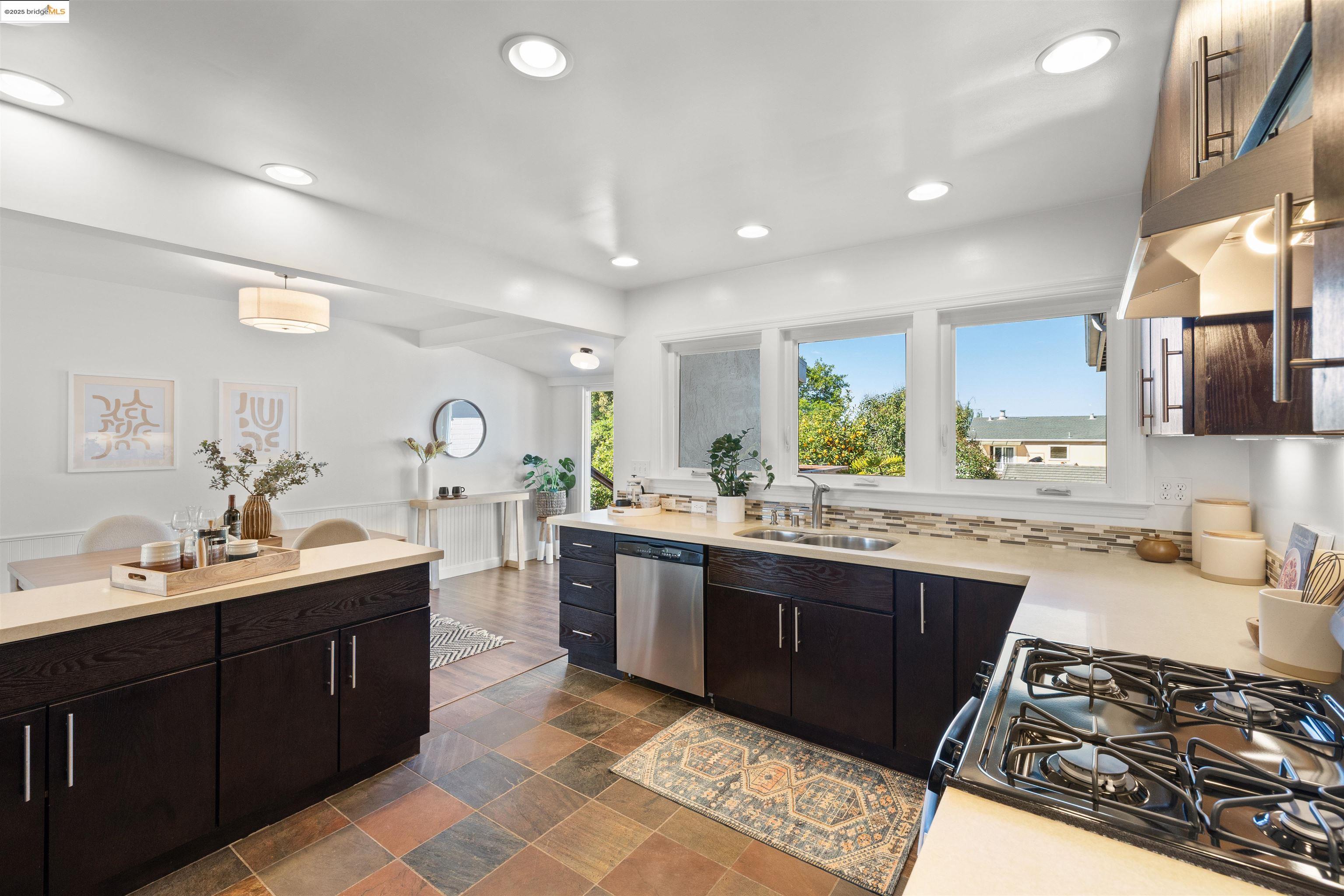 property-img