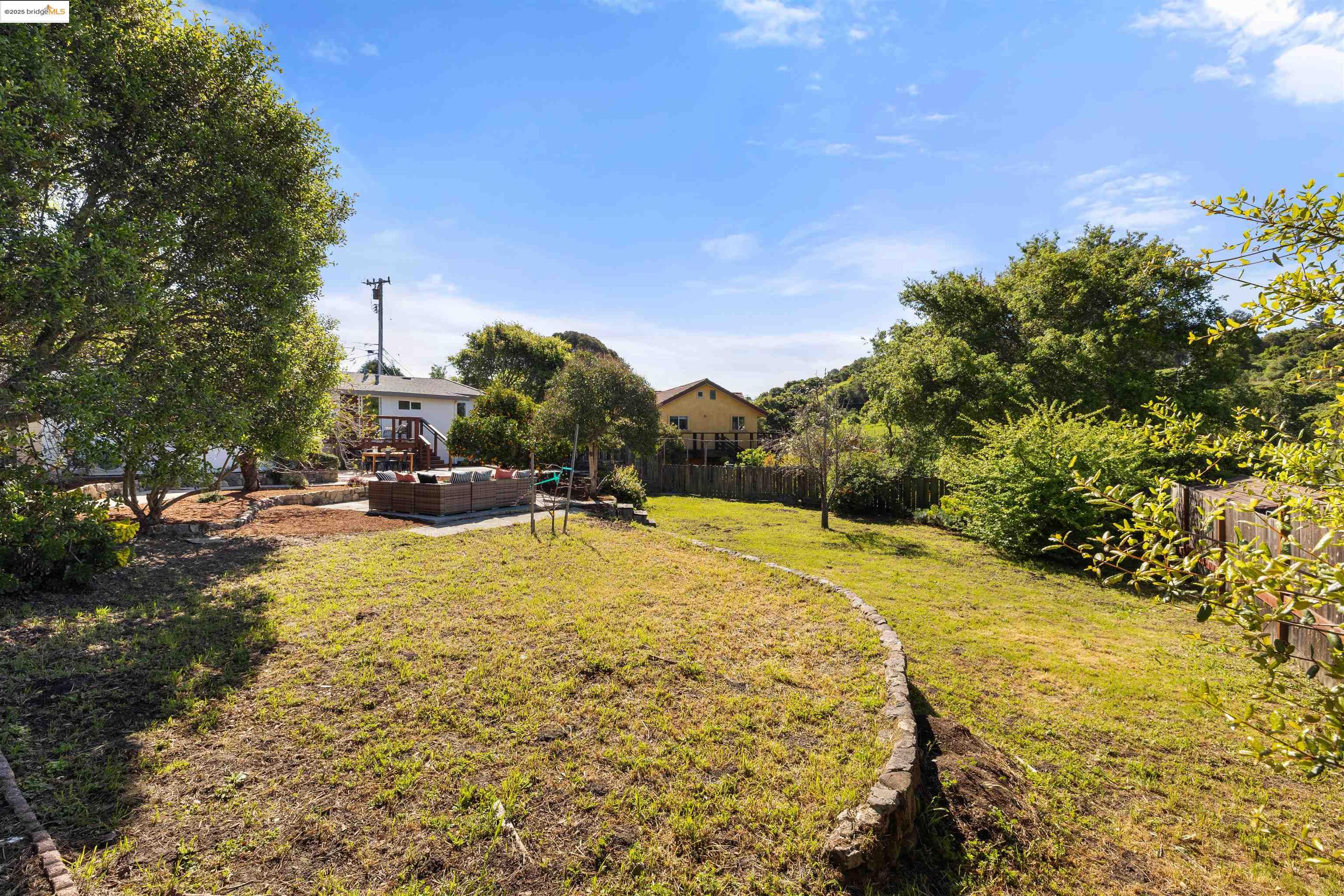 property-img
