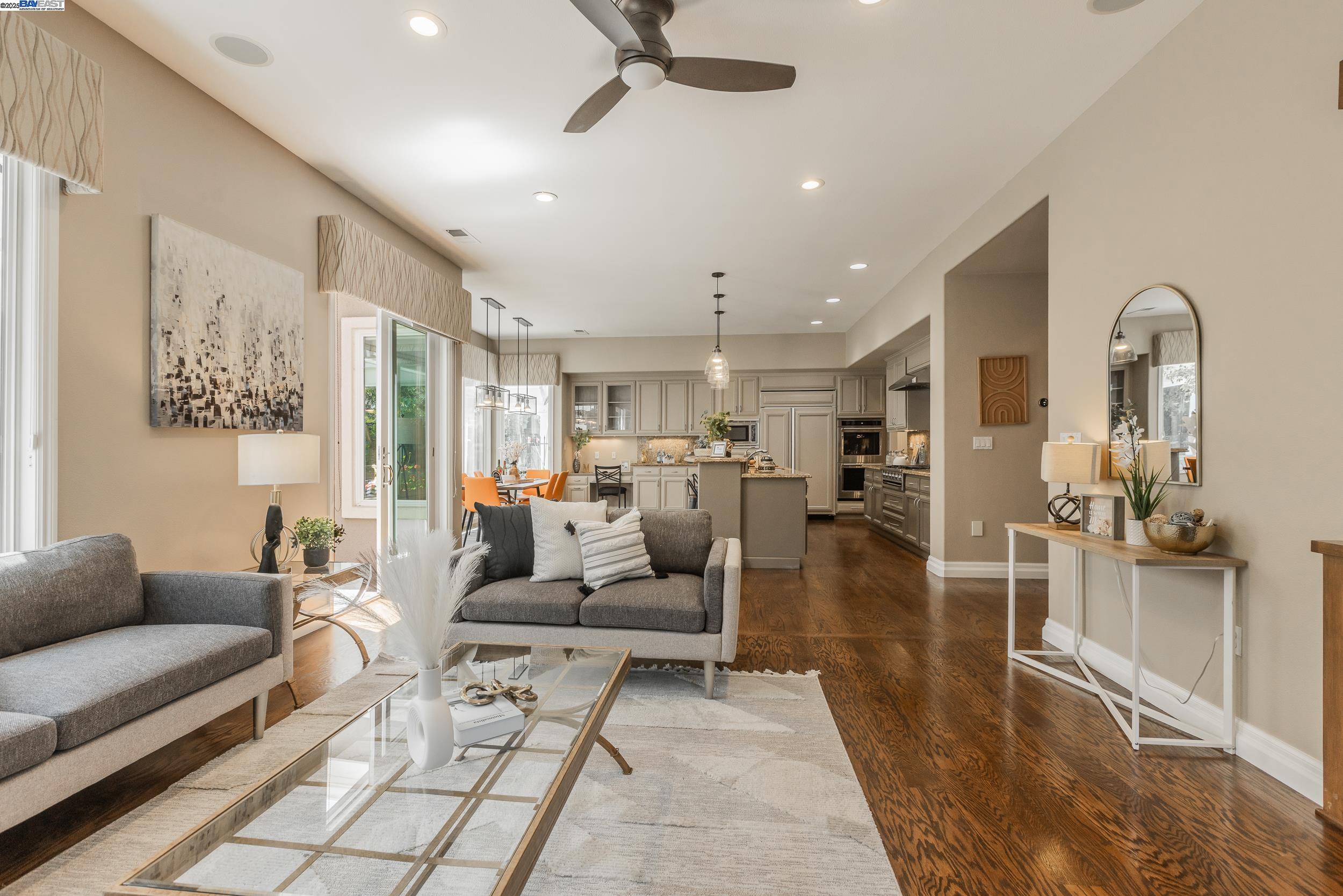 Detail Gallery Image 12 of 45 For 5633 Selena Ct, Pleasanton,  CA 94566 - 6 Beds | 5 Baths