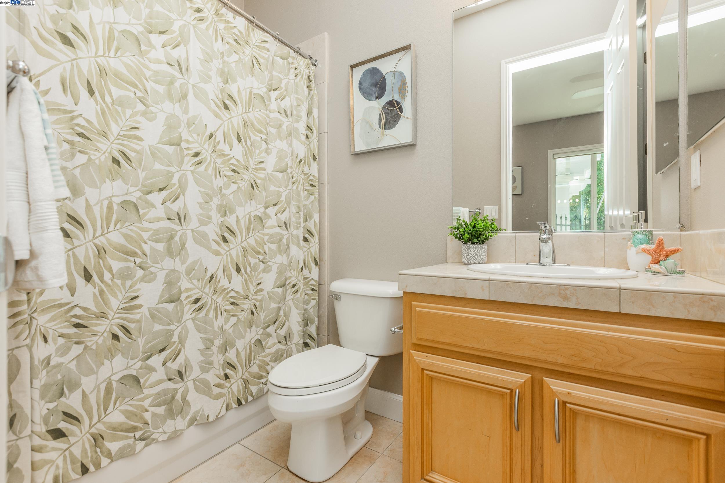 Detail Gallery Image 20 of 45 For 5633 Selena Ct, Pleasanton,  CA 94566 - 6 Beds | 5 Baths