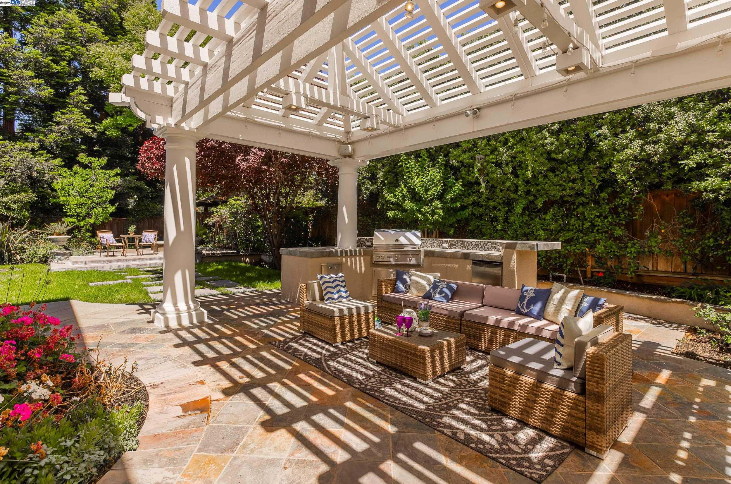 Detail Gallery Image 28 of 45 For 5633 Selena Ct, Pleasanton,  CA 94566 - 6 Beds | 5 Baths