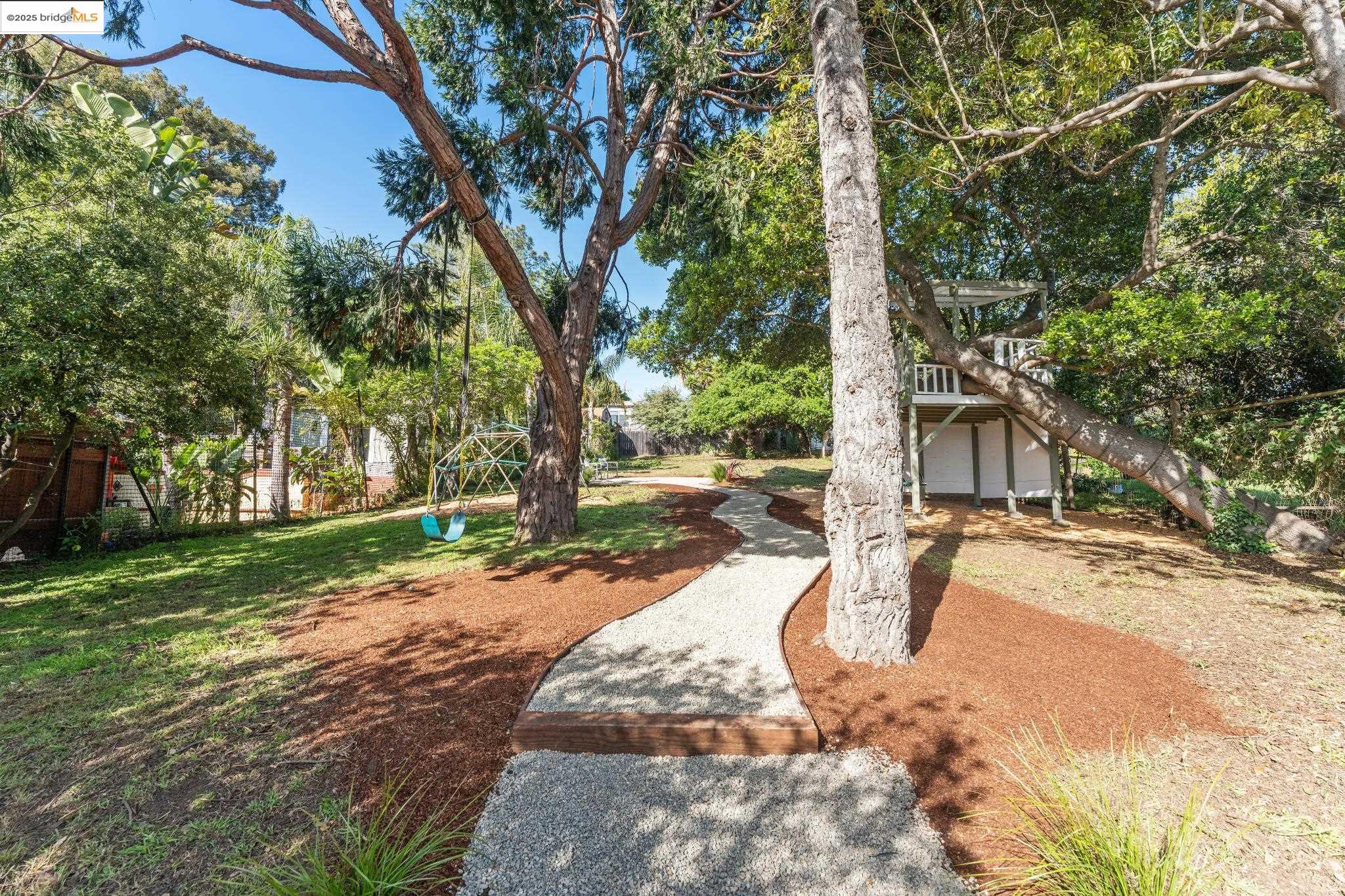 property-img
