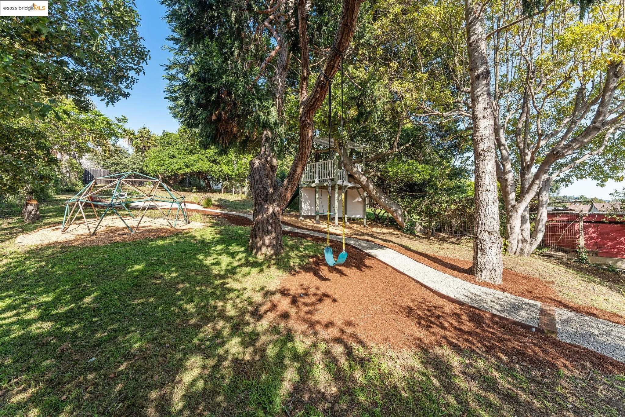 property-img