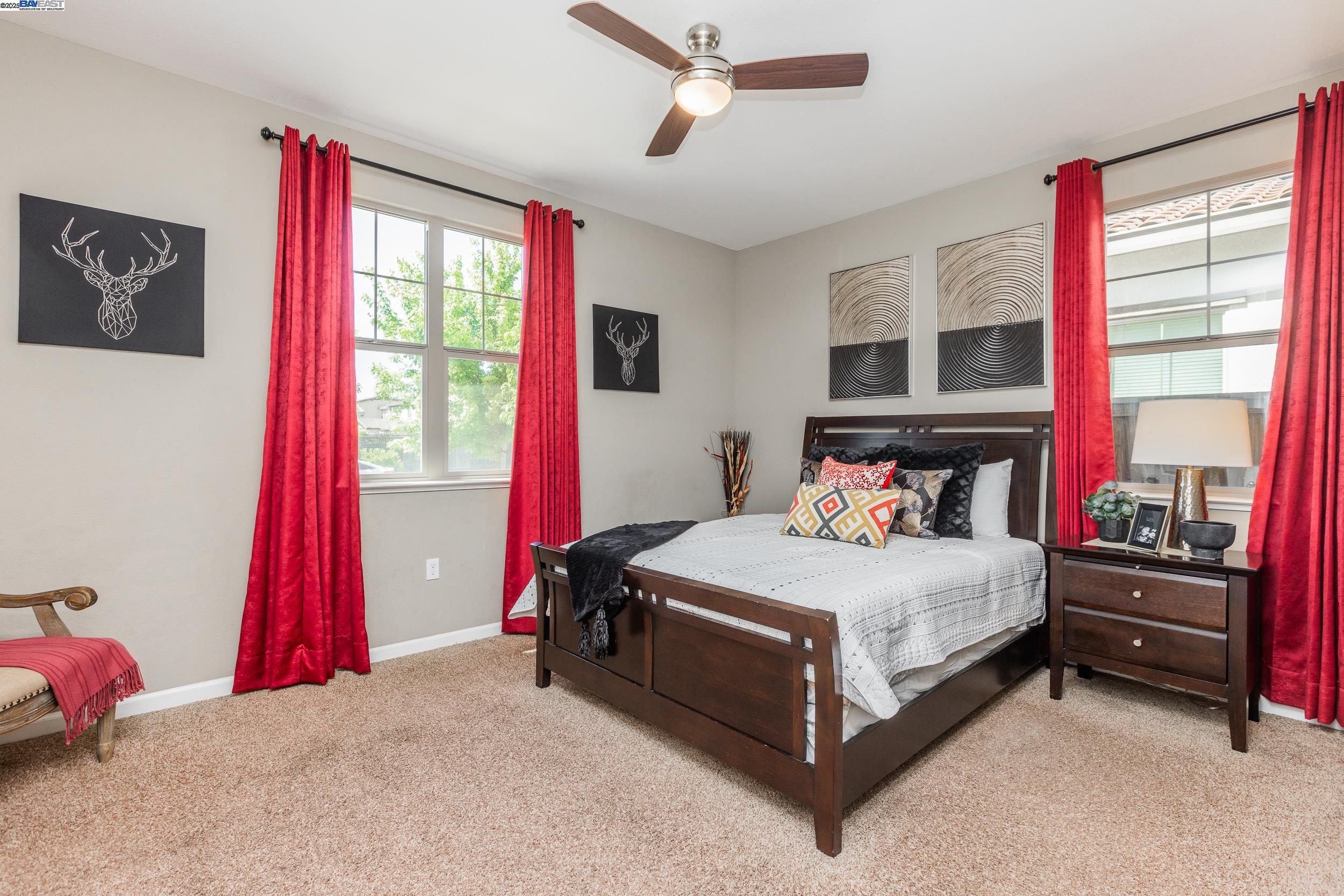 Detail Gallery Image 13 of 36 For 1499 Crystal Dr, Lathrop,  CA 95330 - 5 Beds | 4/1 Baths
