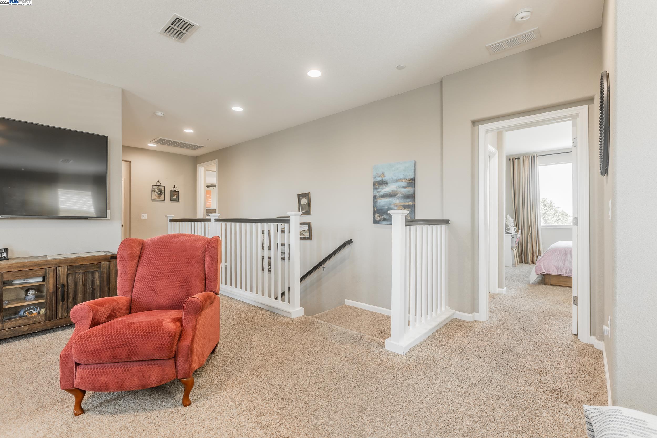 Detail Gallery Image 16 of 36 For 1499 Crystal Dr, Lathrop,  CA 95330 - 5 Beds | 4/1 Baths