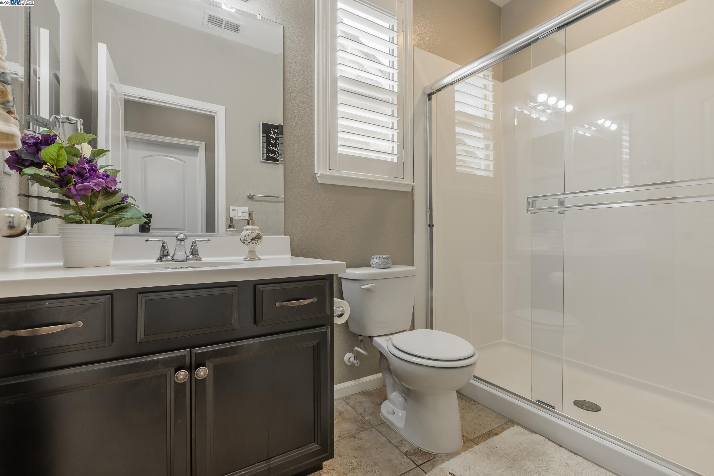 Detail Gallery Image 20 of 36 For 1499 Crystal Dr, Lathrop,  CA 95330 - 5 Beds | 4/1 Baths