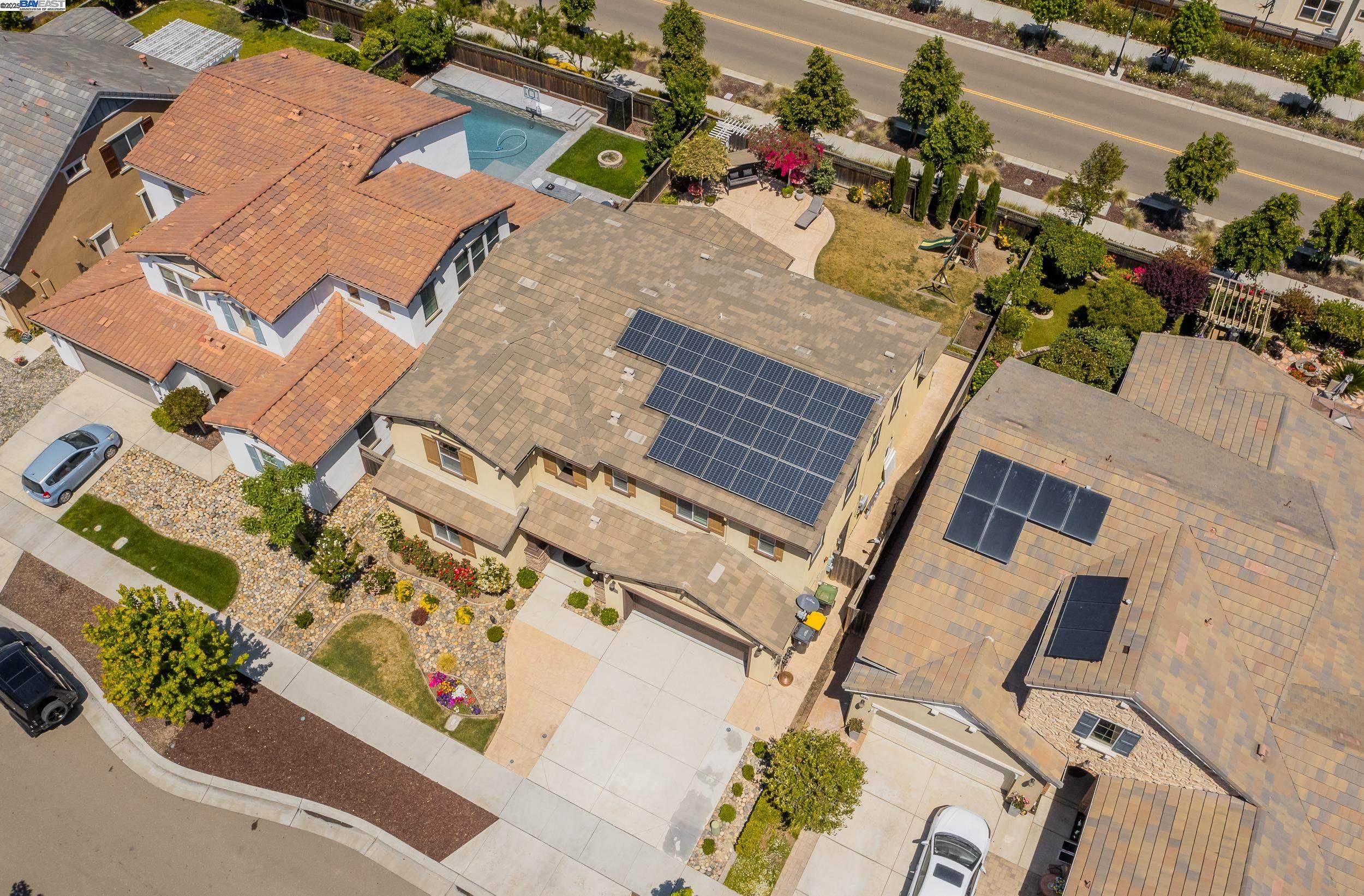 Detail Gallery Image 34 of 36 For 1499 Crystal Dr, Lathrop,  CA 95330 - 5 Beds | 4/1 Baths