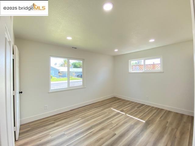 Detail Gallery Image 14 of 24 For 2157 Holbrook Dr, Concord,  CA 94519 - 3 Beds | 2 Baths