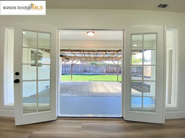 Detail Gallery Image 17 of 24 For 2157 Holbrook Dr, Concord,  CA 94519 - 3 Beds | 2 Baths