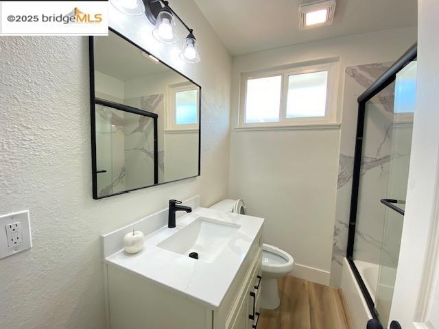 Detail Gallery Image 10 of 24 For 2157 Holbrook Dr, Concord,  CA 94519 - 3 Beds | 2 Baths