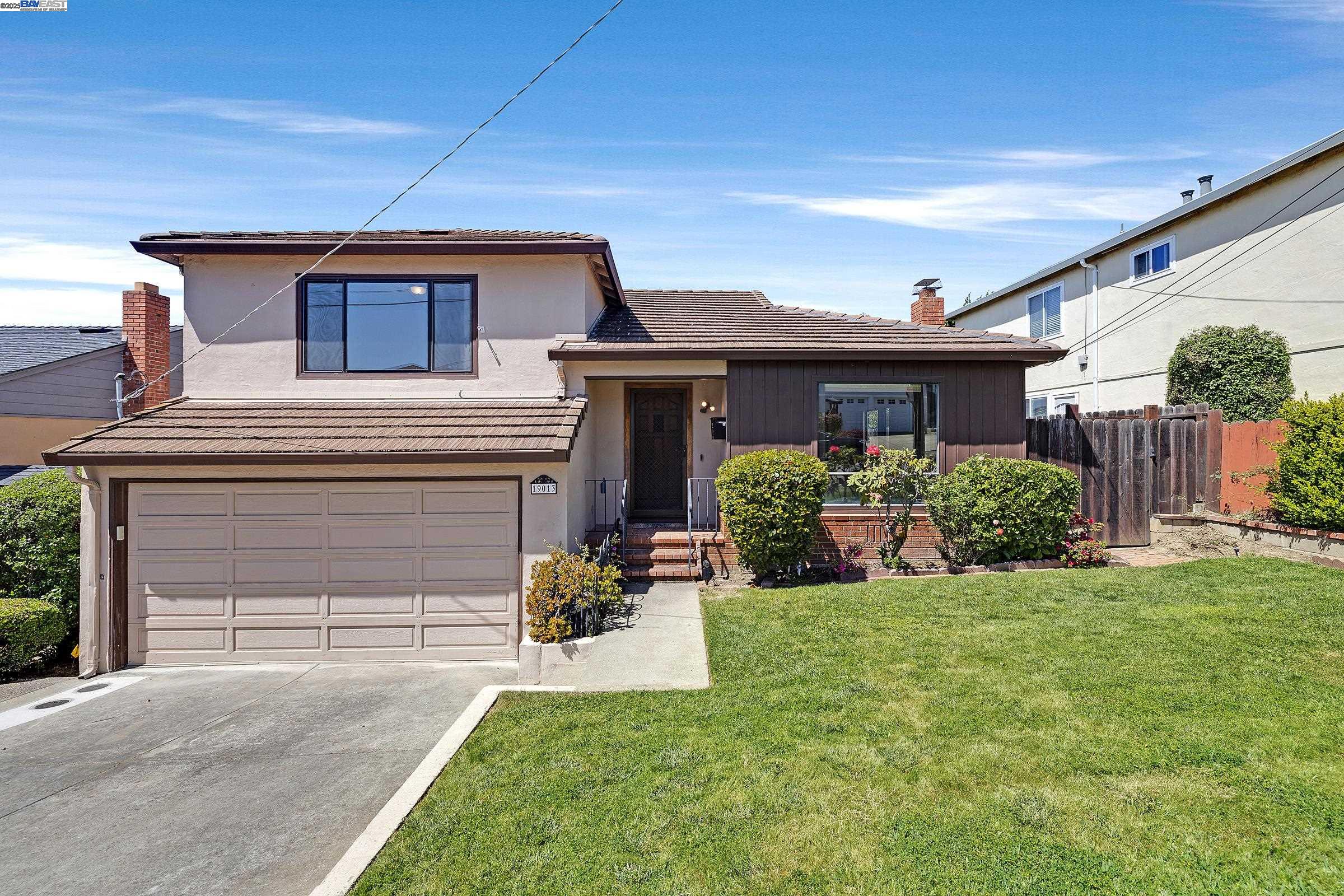 Detail Gallery Image 1 of 1 For 19013 Clemans Dr, Castro Valley,  CA 94546 - 3 Beds | 2 Baths