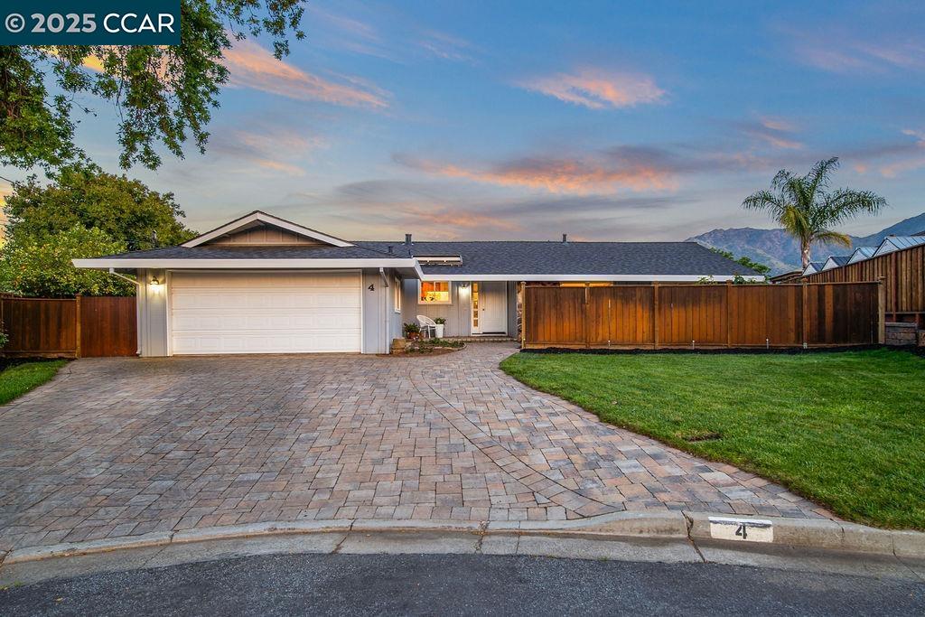 Detail Gallery Image 1 of 1 For 4 Rolen Ct, Clayton,  CA 94517 - 3 Beds | 2 Baths