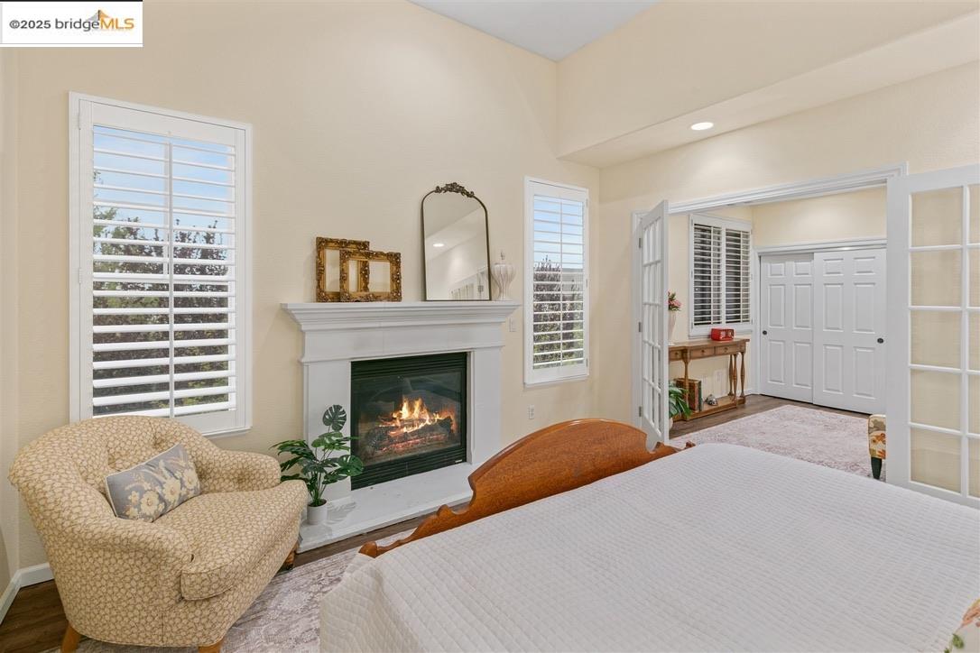 1164 Lexington Way