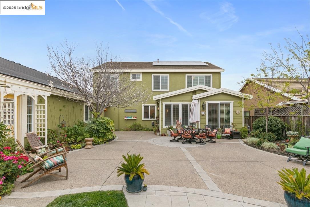 1164 Lexington Way