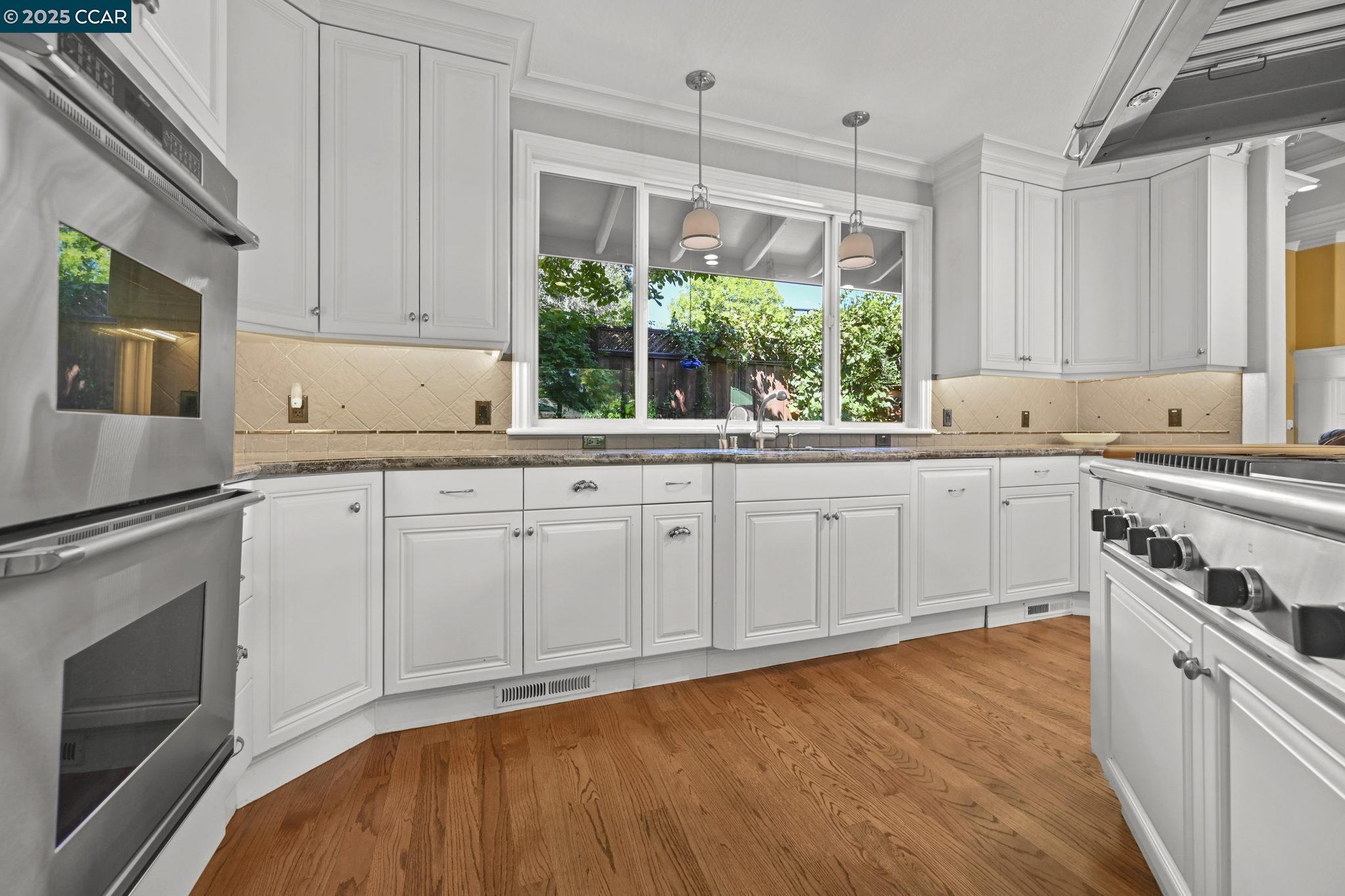 Detail Gallery Image 16 of 60 For 144 Irongate Ct, Alamo,  CA 94507 - 4 Beds | 4 Baths