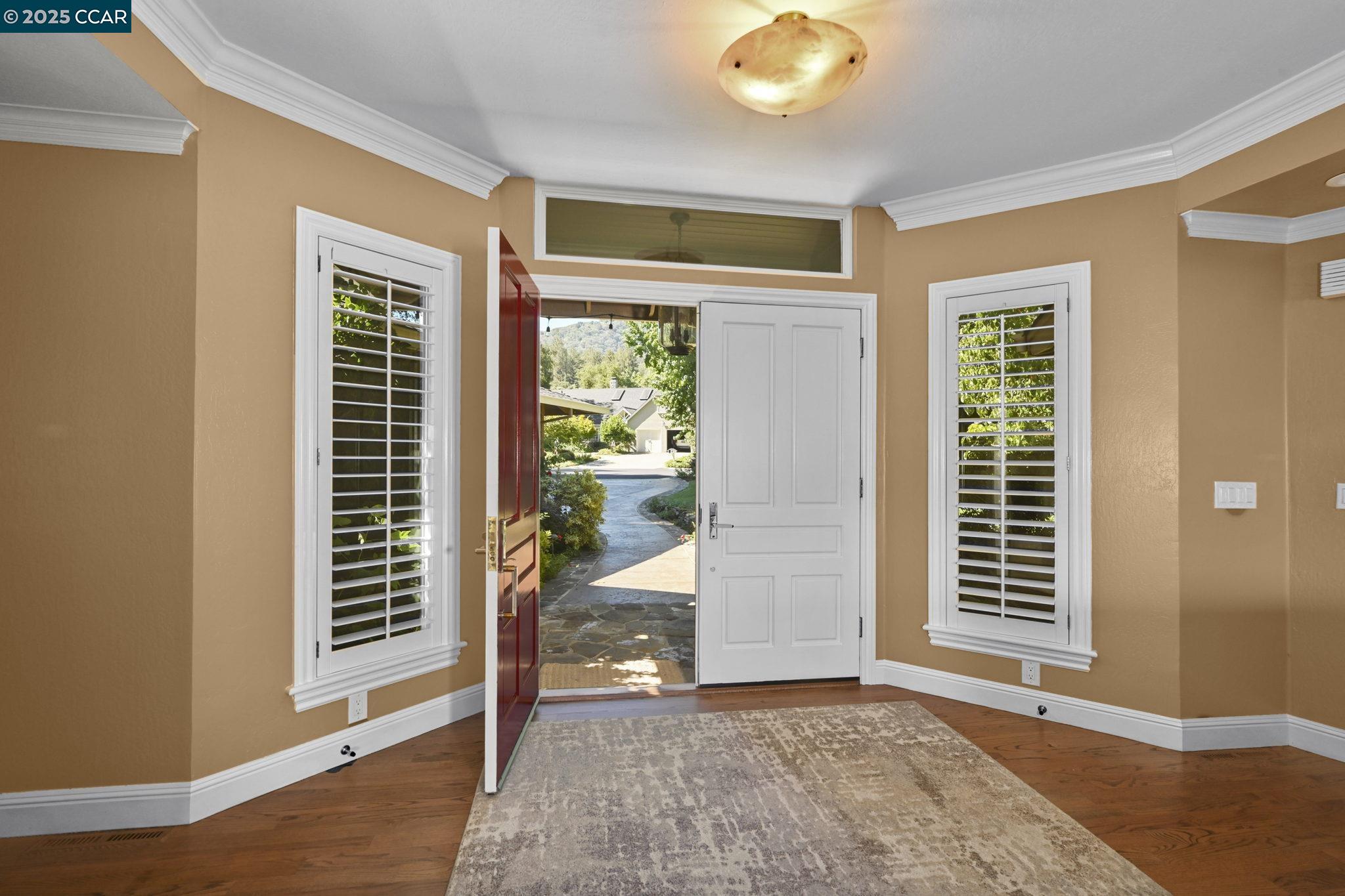 Detail Gallery Image 8 of 60 For 144 Irongate Ct, Alamo,  CA 94507 - 4 Beds | 4 Baths
