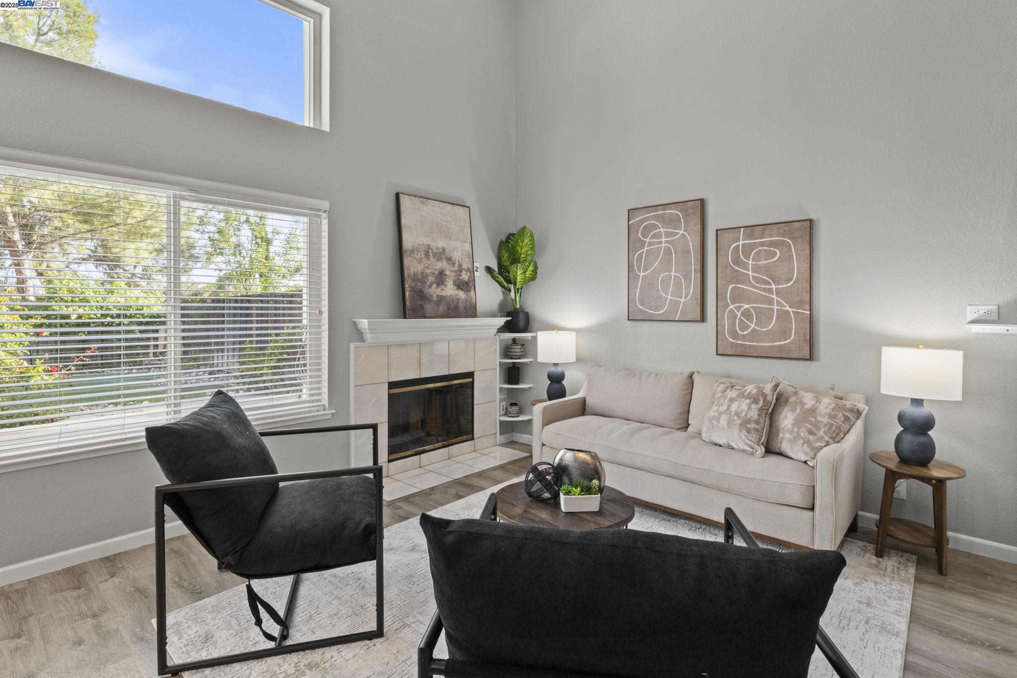 Detail Gallery Image 15 of 56 For 2039 Galloway Cmn, Livermore,  CA 94551 - 3 Beds | 2/1 Baths