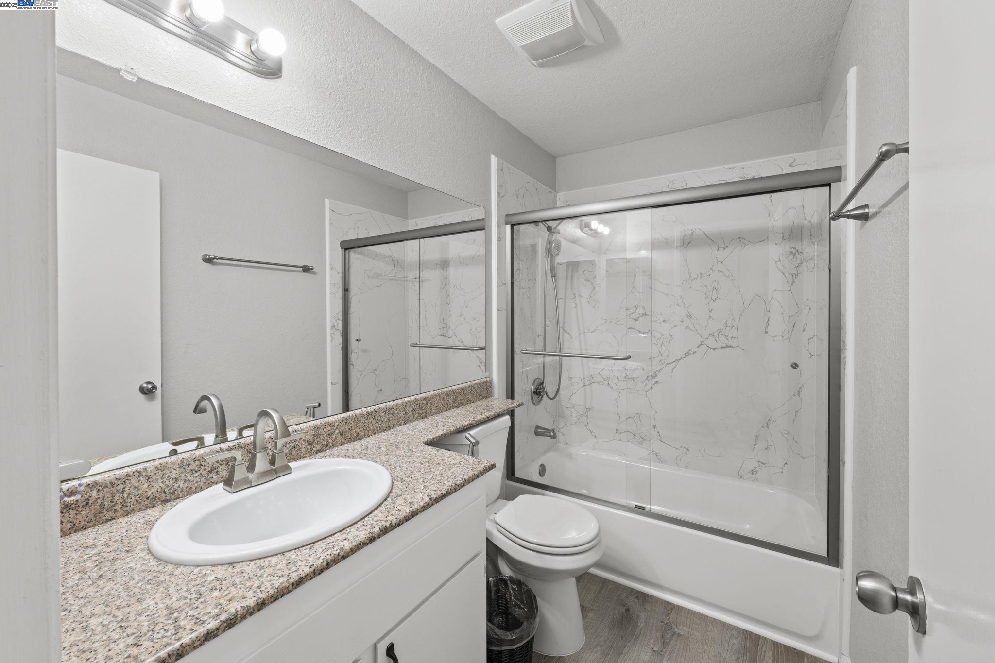 Detail Gallery Image 20 of 56 For 2039 Galloway Cmn, Livermore,  CA 94551 - 3 Beds | 2/1 Baths