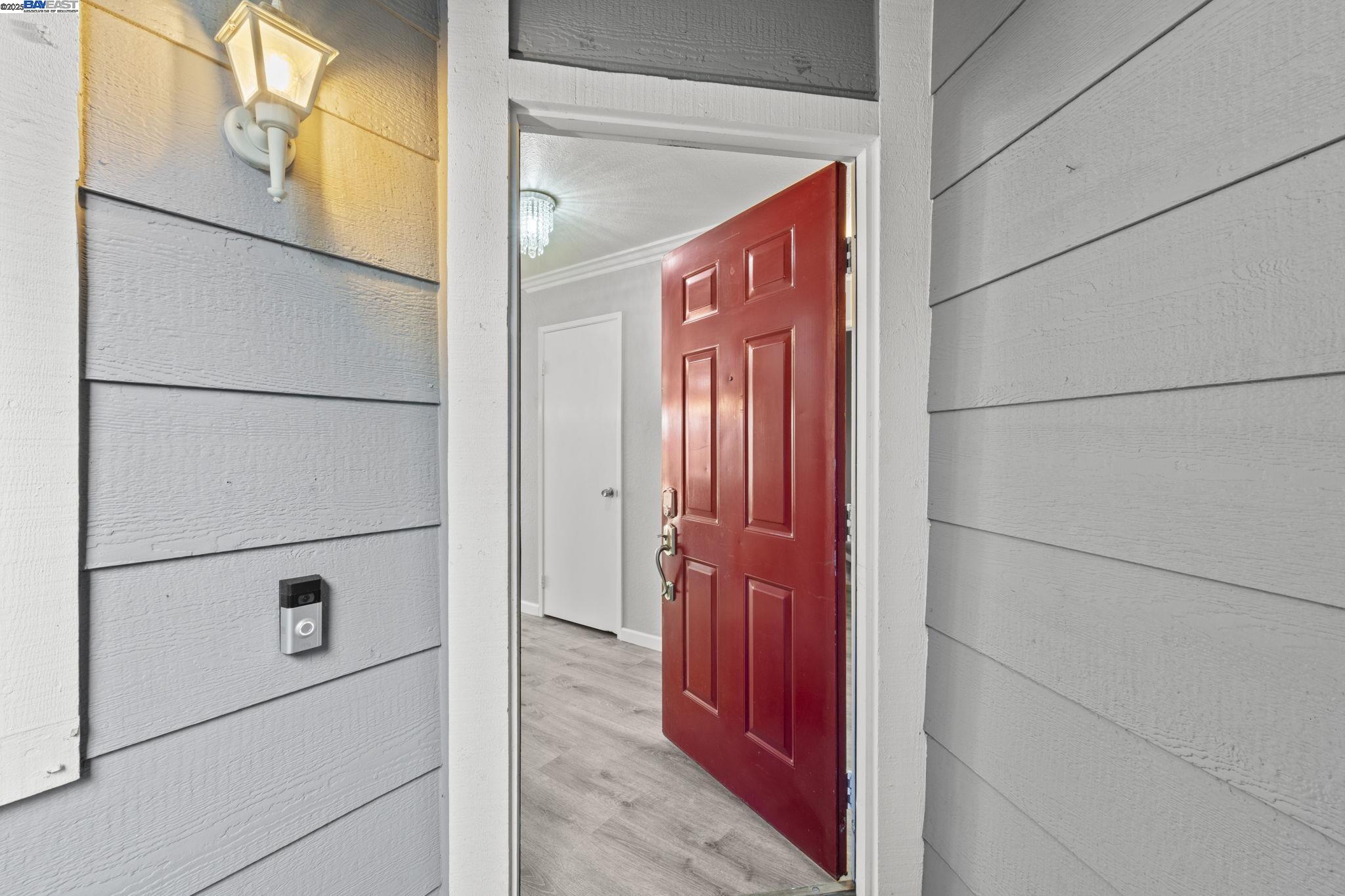 Detail Gallery Image 38 of 56 For 2039 Galloway Cmn, Livermore,  CA 94551 - 3 Beds | 2/1 Baths