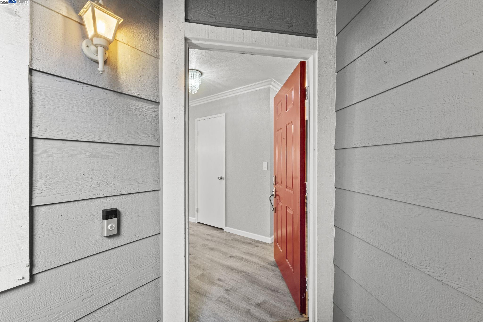 Detail Gallery Image 39 of 56 For 2039 Galloway Cmn, Livermore,  CA 94551 - 3 Beds | 2/1 Baths