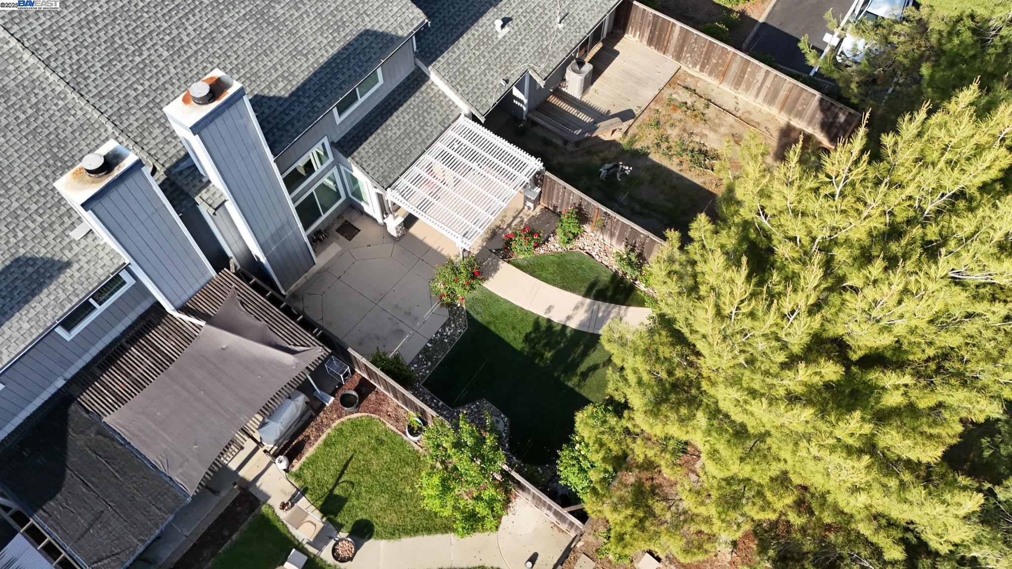 Detail Gallery Image 45 of 56 For 2039 Galloway Cmn, Livermore,  CA 94551 - 3 Beds | 2/1 Baths