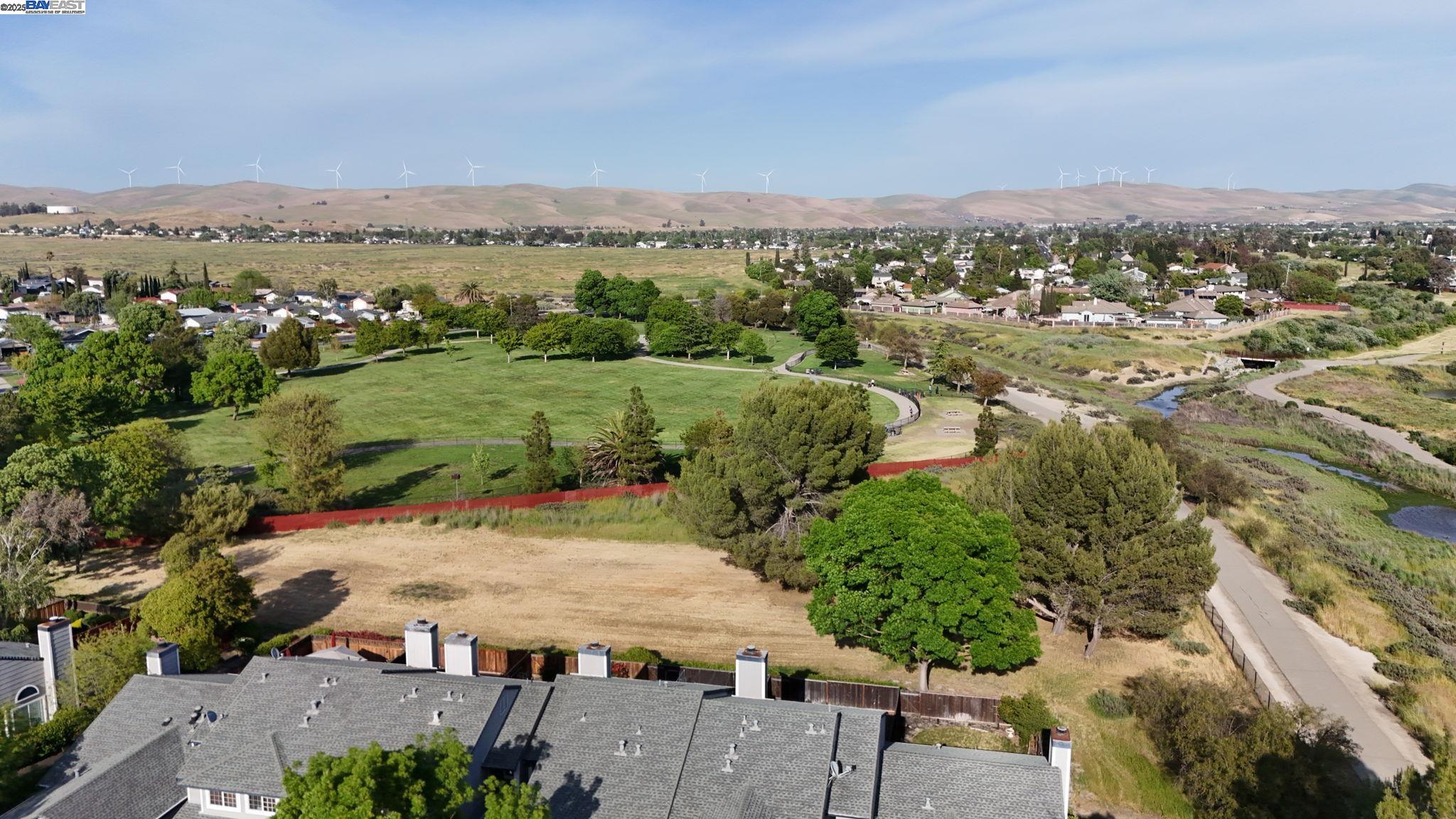 Detail Gallery Image 51 of 56 For 2039 Galloway Cmn, Livermore,  CA 94551 - 3 Beds | 2/1 Baths