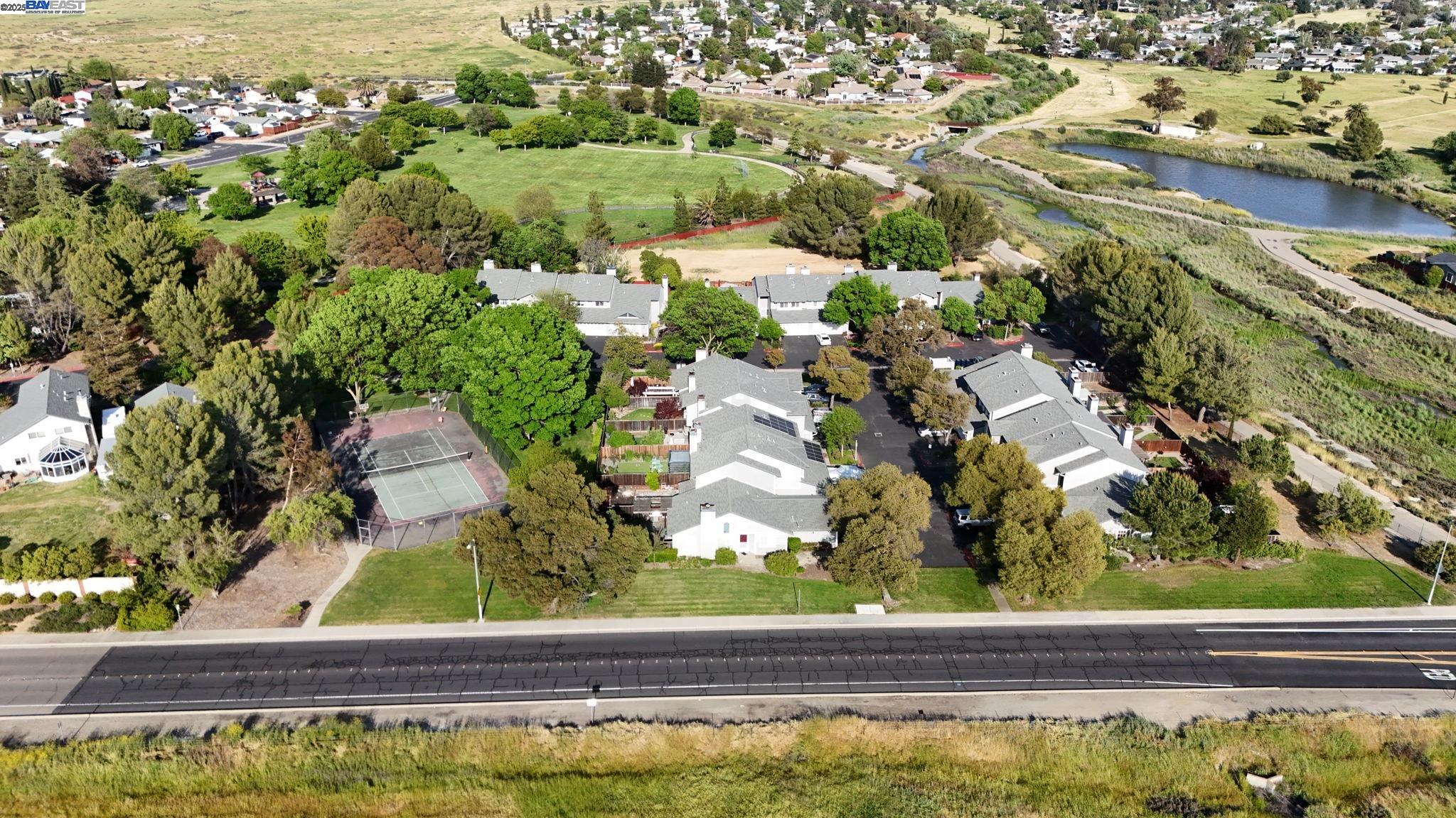 Detail Gallery Image 56 of 56 For 2039 Galloway Cmn, Livermore,  CA 94551 - 3 Beds | 2/1 Baths
