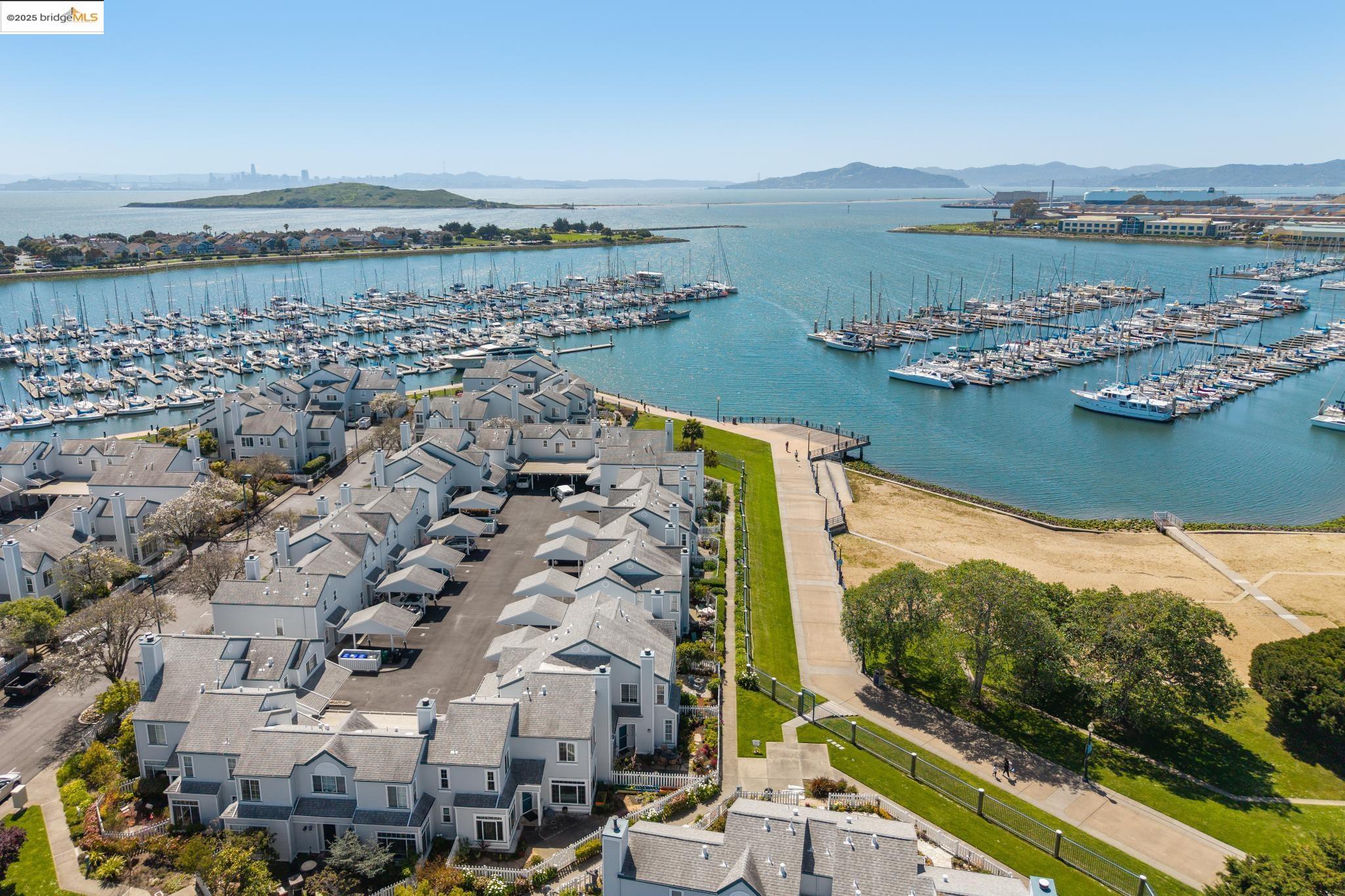 Detail Gallery Image 1 of 1 For 606 Commodore Dr, Richmond,  CA 94804 - 2 Beds | 2/1 Baths