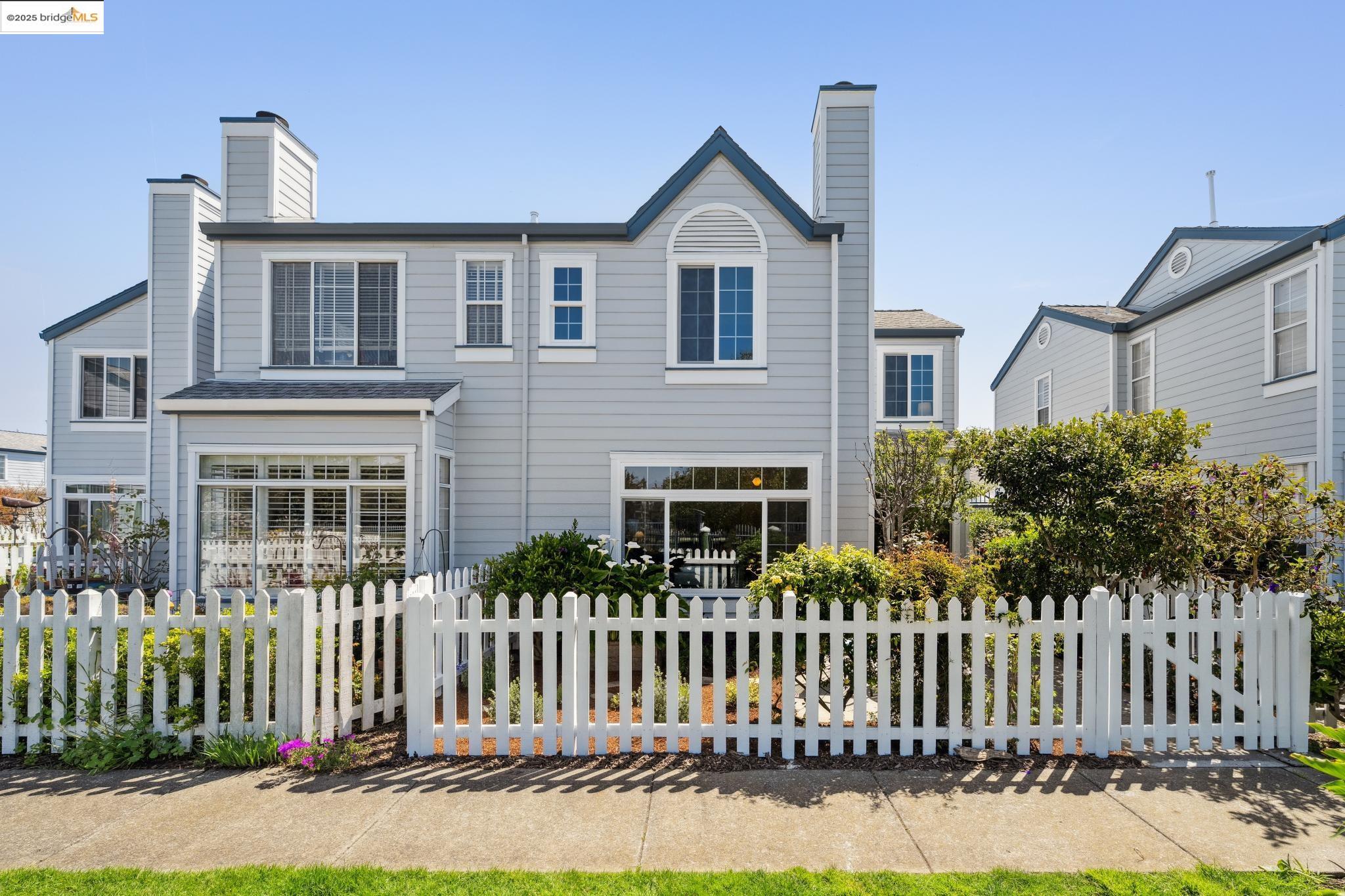 Photo #4: 41092719 Listing: Photo #4