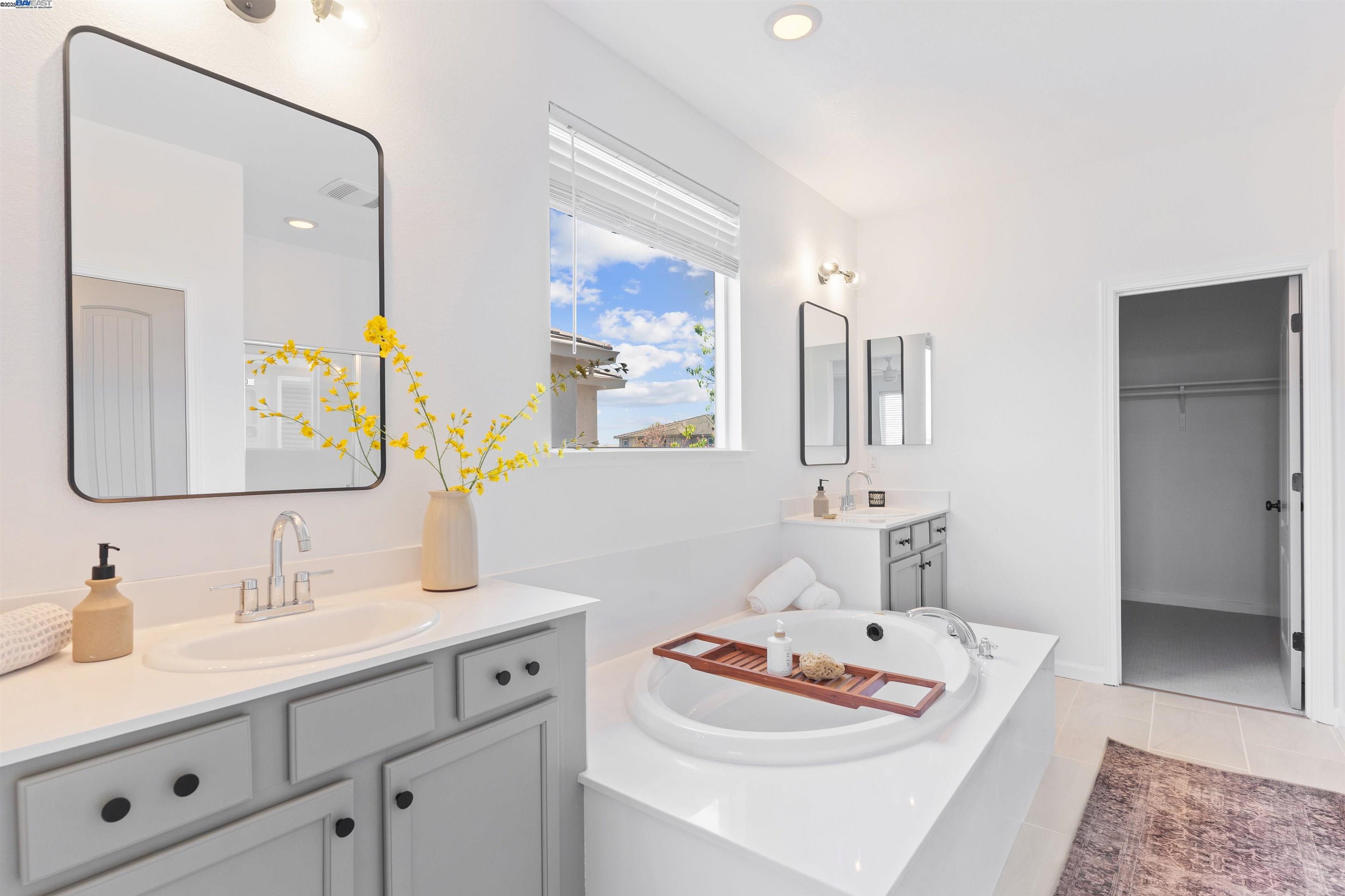 Detail Gallery Image 22 of 39 For 433 Sonnet Ct, Oakley,  CA 94561 - 5 Beds | 4/1 Baths