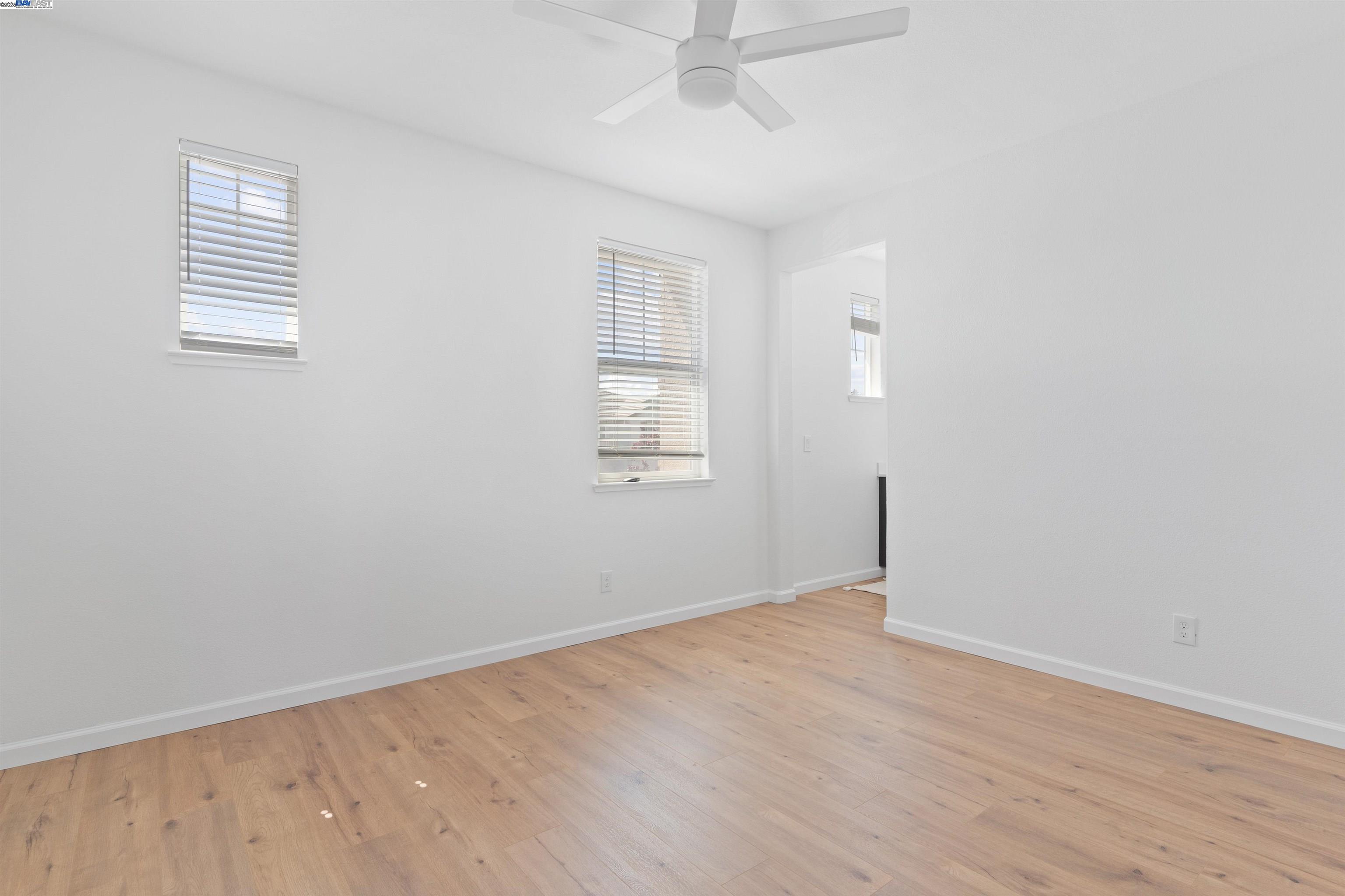 Detail Gallery Image 29 of 39 For 433 Sonnet Ct, Oakley,  CA 94561 - 5 Beds | 4/1 Baths