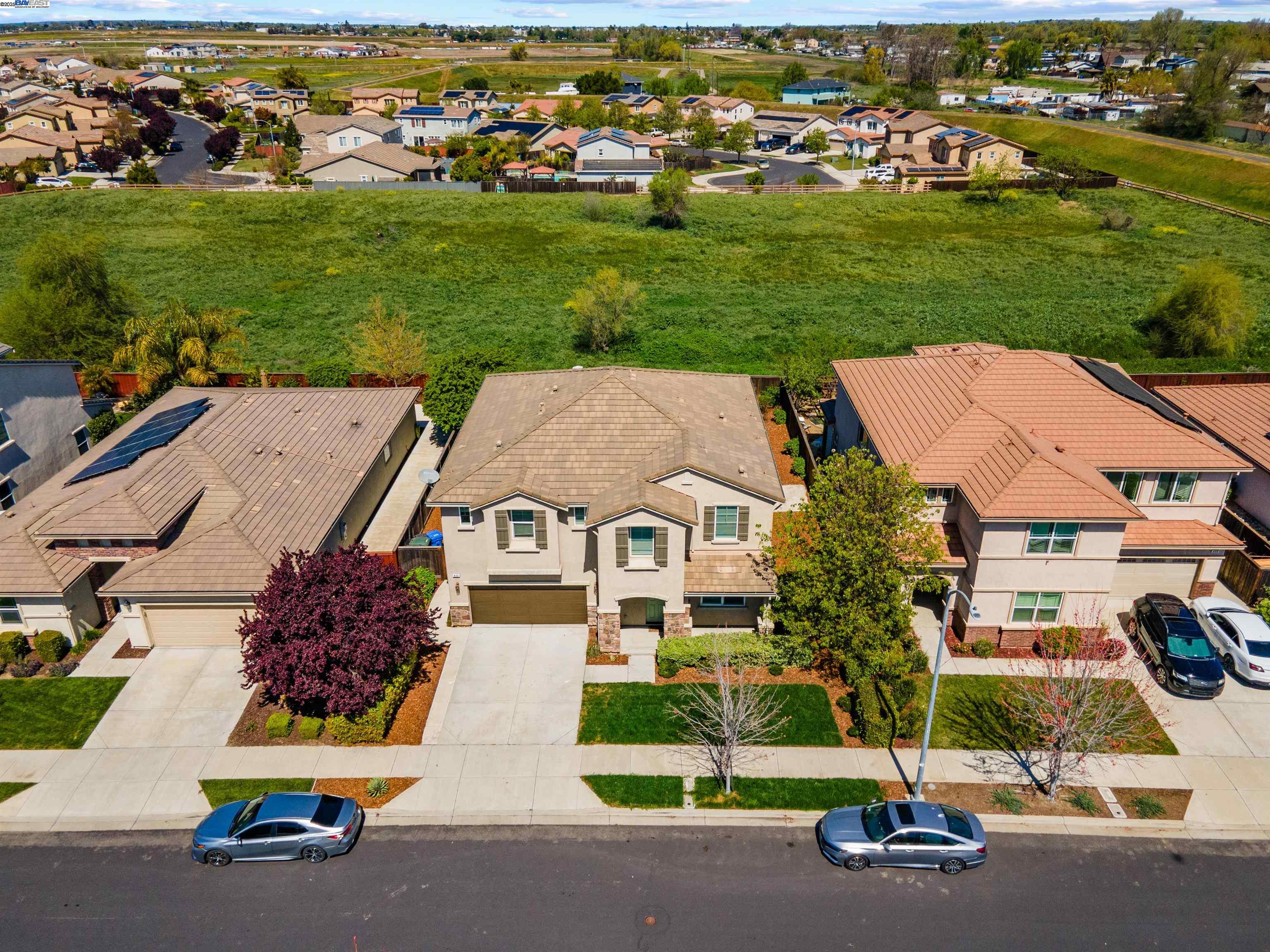 Detail Gallery Image 35 of 39 For 433 Sonnet Ct, Oakley,  CA 94561 - 5 Beds | 4/1 Baths