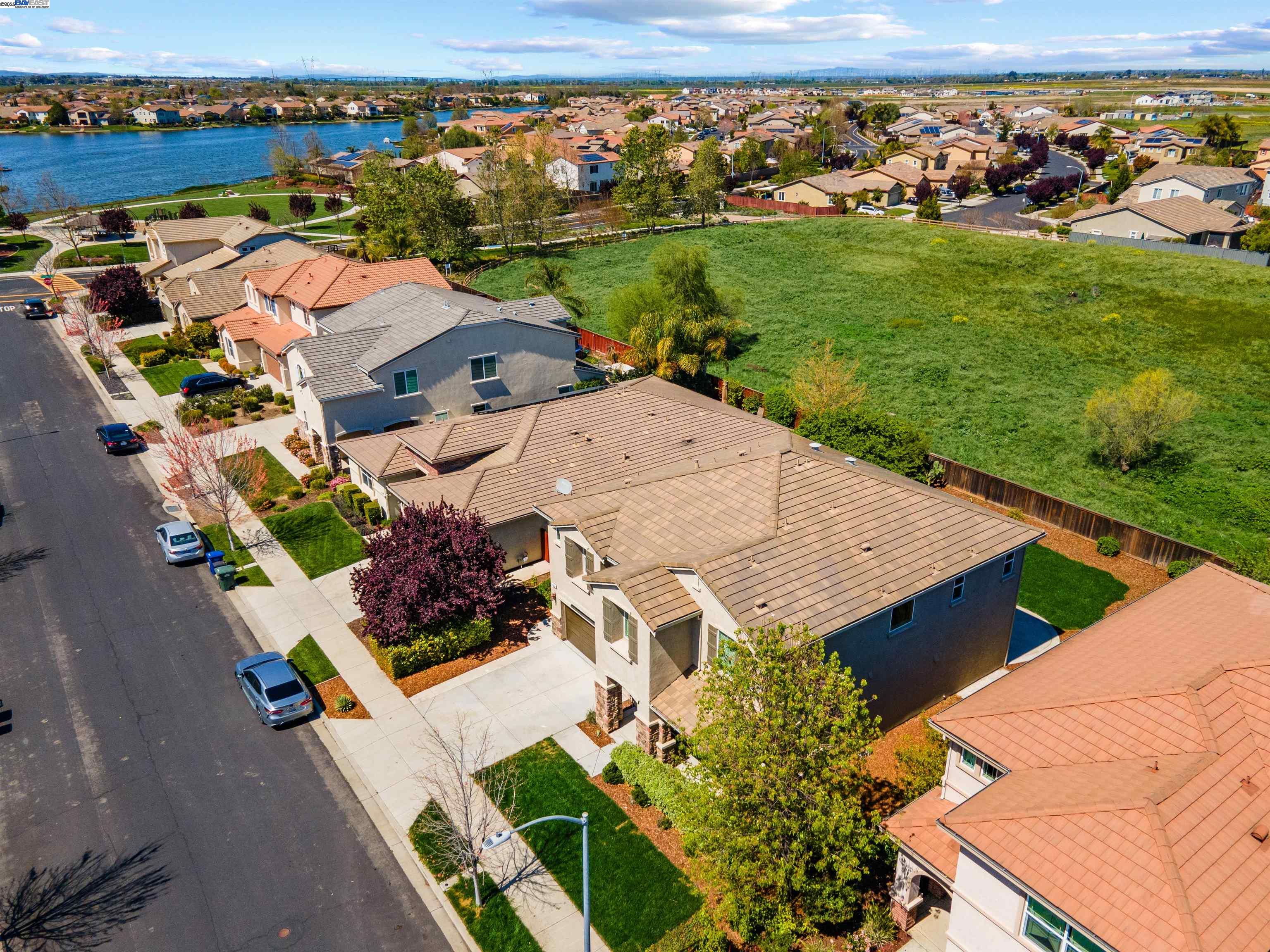 Detail Gallery Image 36 of 39 For 433 Sonnet Ct, Oakley,  CA 94561 - 5 Beds | 4/1 Baths