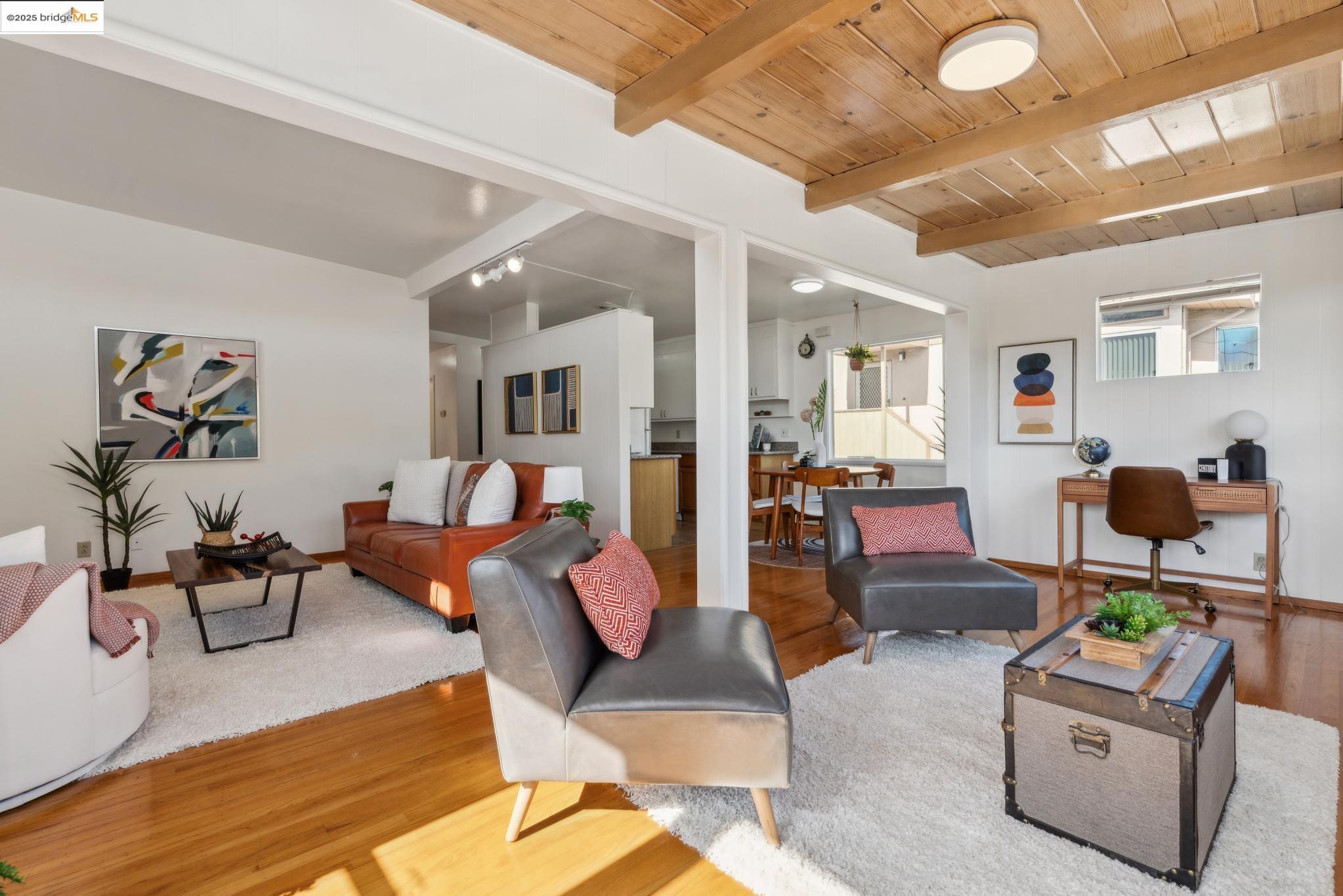 Detail Gallery Image 11 of 40 For 5631 Doremus Ave, Richmond,  CA 94805 - 4 Beds | 2 Baths