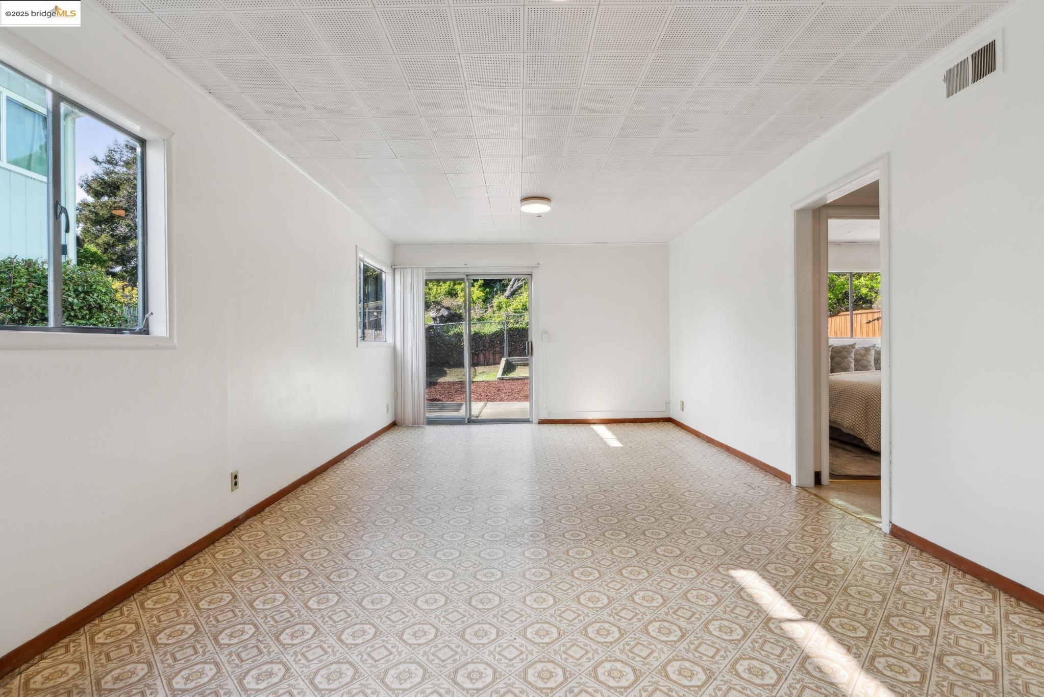 Detail Gallery Image 28 of 40 For 5631 Doremus Ave, Richmond,  CA 94805 - 4 Beds | 2 Baths