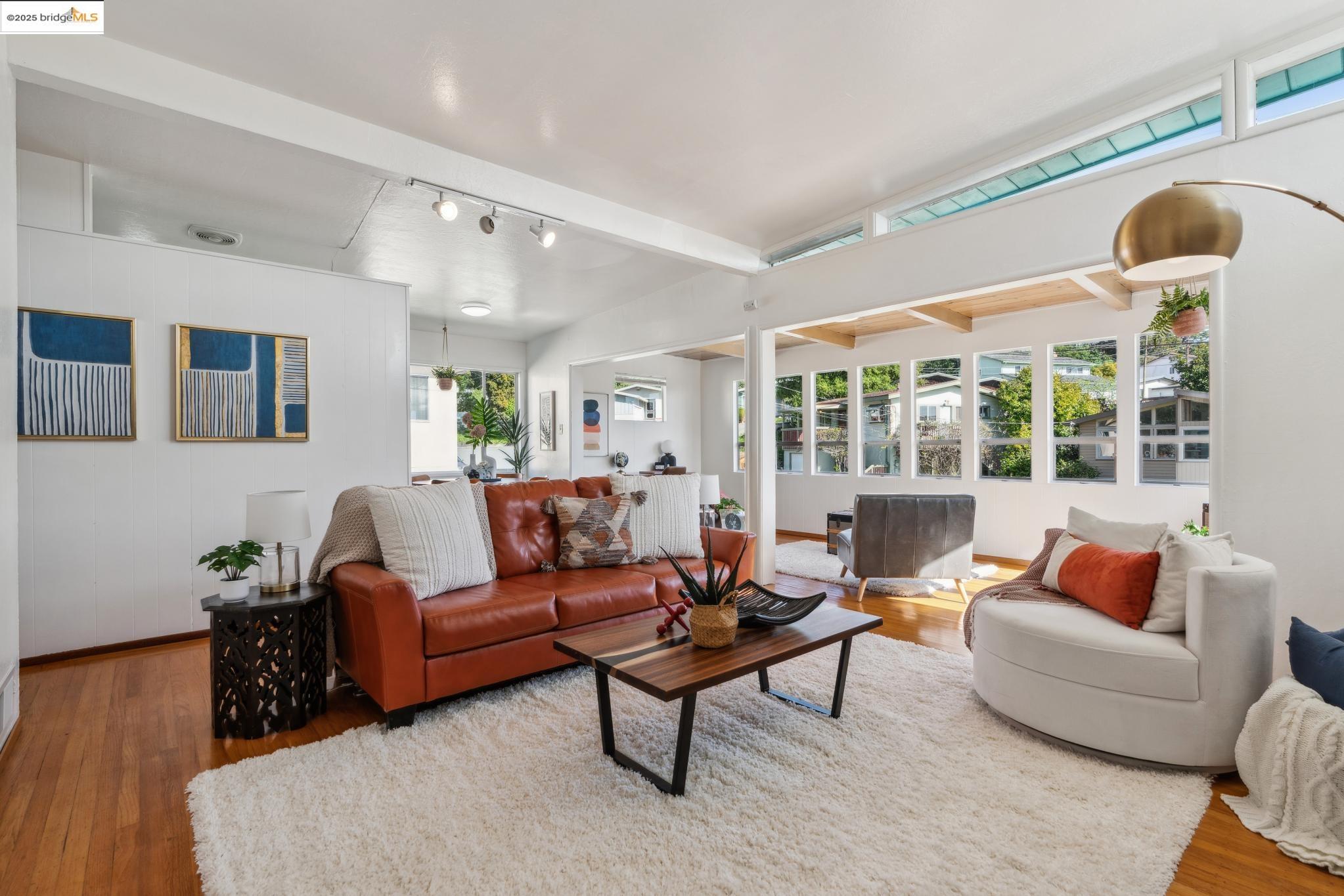 Detail Gallery Image 7 of 40 For 5631 Doremus Ave, Richmond,  CA 94805 - 4 Beds | 2 Baths