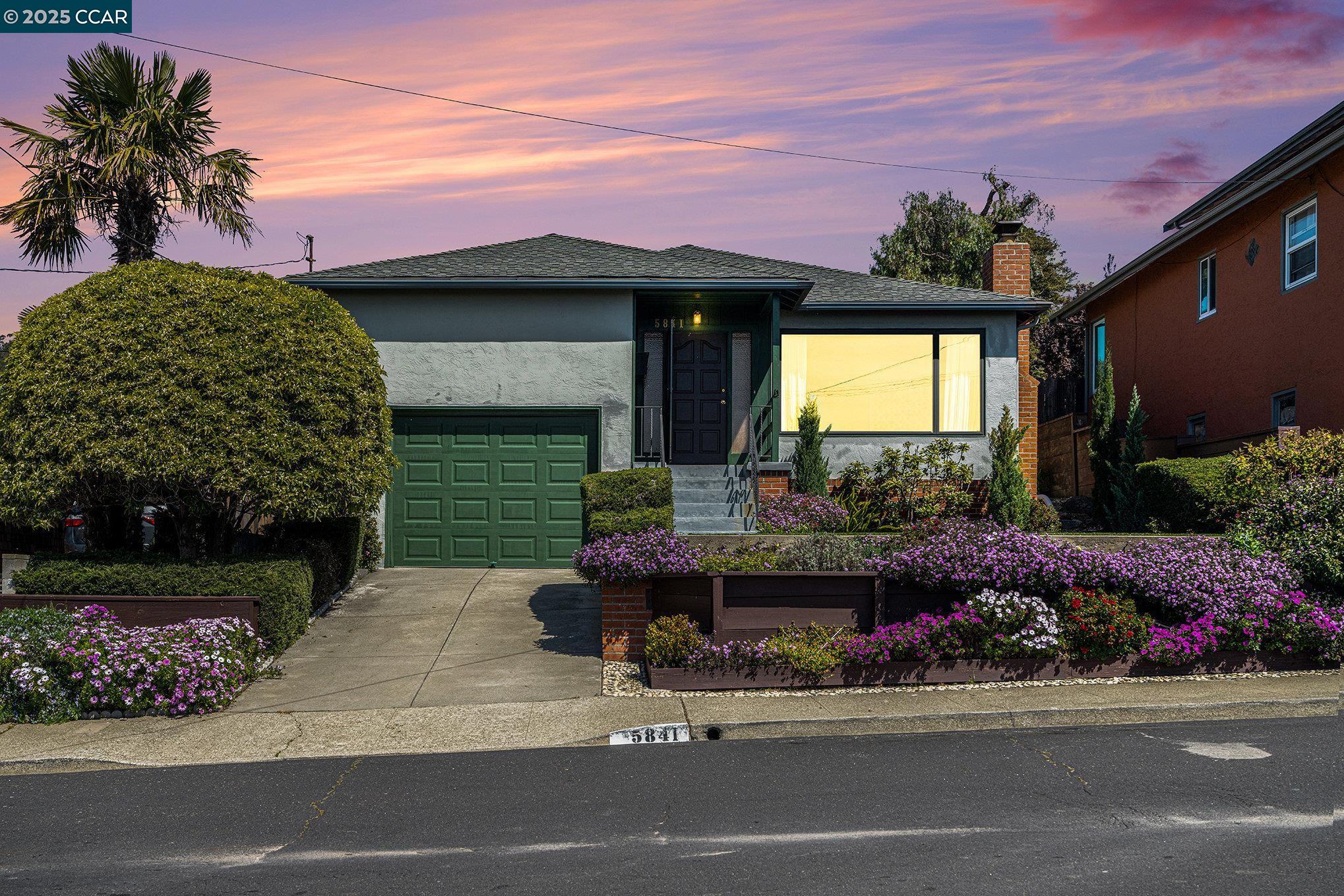 Detail Gallery Image 1 of 31 For 5841 Arlington Blvd, Richmond,  CA 94805 - 3 Beds | 1/1 Baths