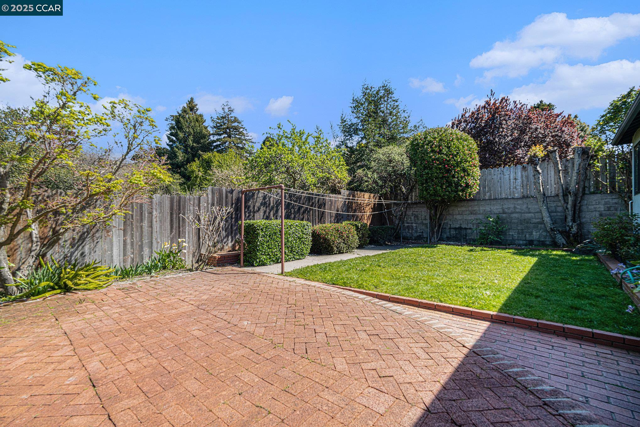 Detail Gallery Image 24 of 31 For 5841 Arlington Blvd, Richmond,  CA 94805 - 3 Beds | 1/1 Baths
