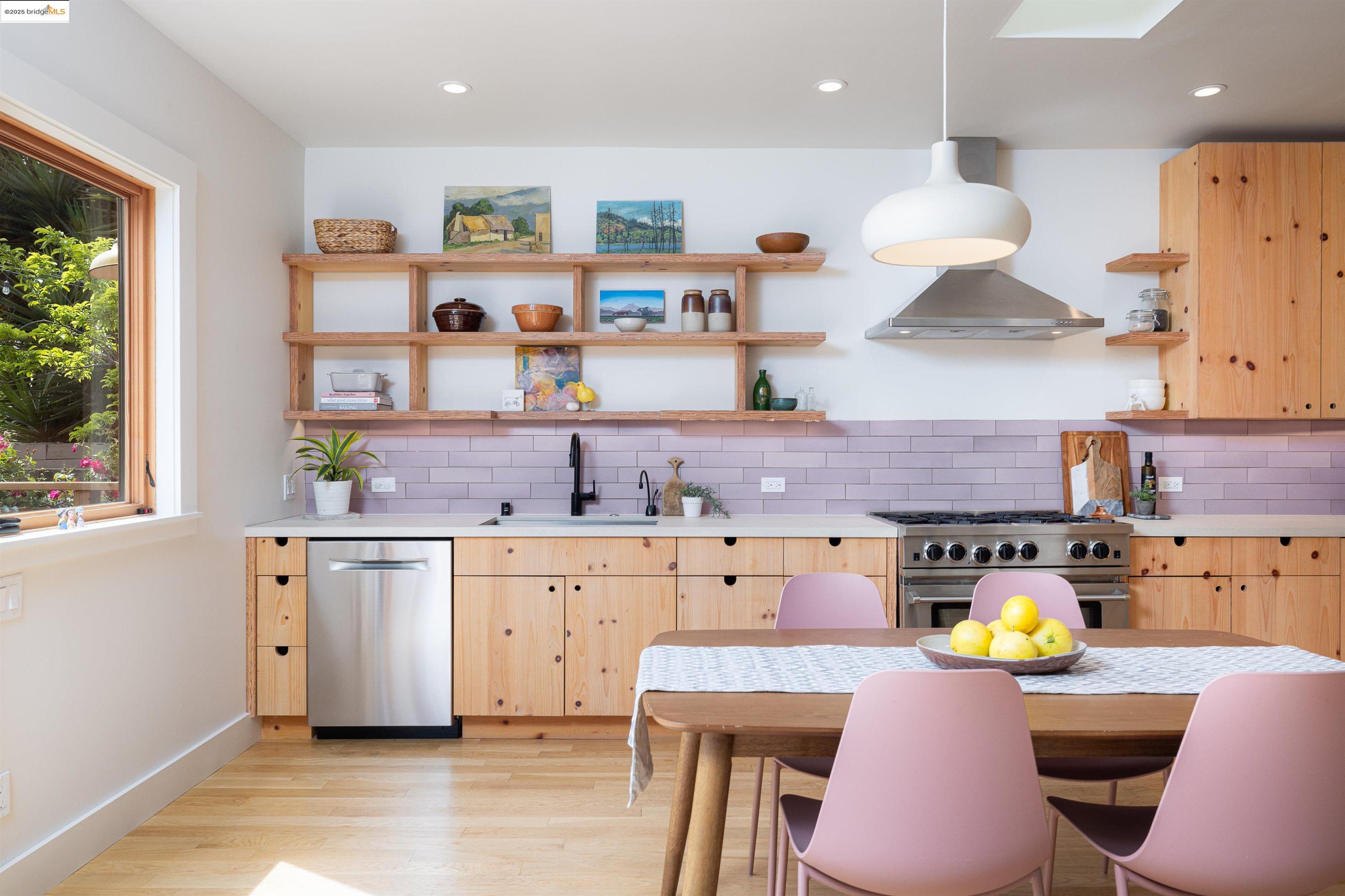 Detail Gallery Image 1 of 1 For 841 53rd St, Oakland,  CA 94608 - 2 Beds | 2 Baths