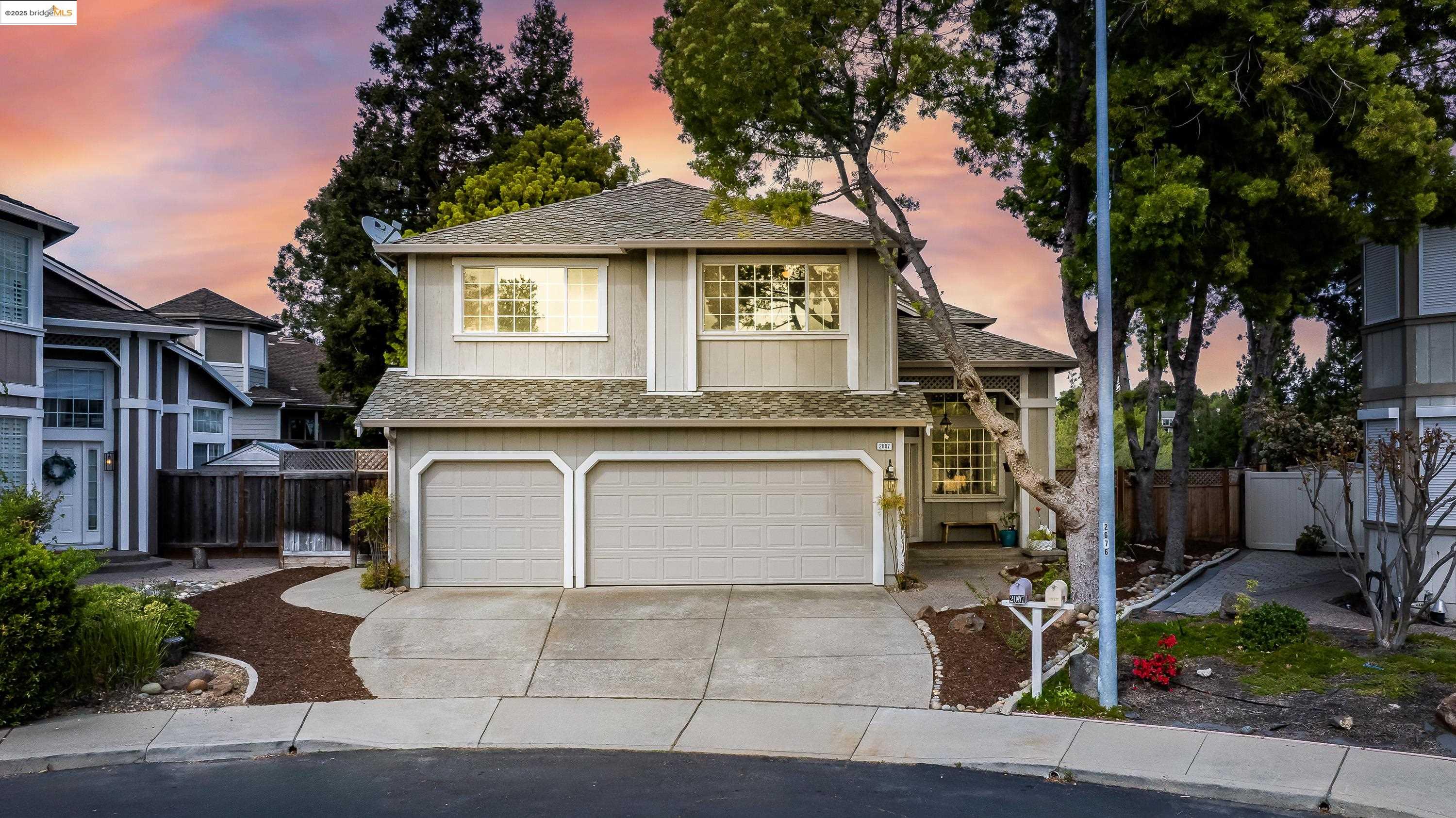 Detail Gallery Image 1 of 1 For 2007 Fries Ct, Martinez,  CA 94553 - 4 Beds | 2/1 Baths