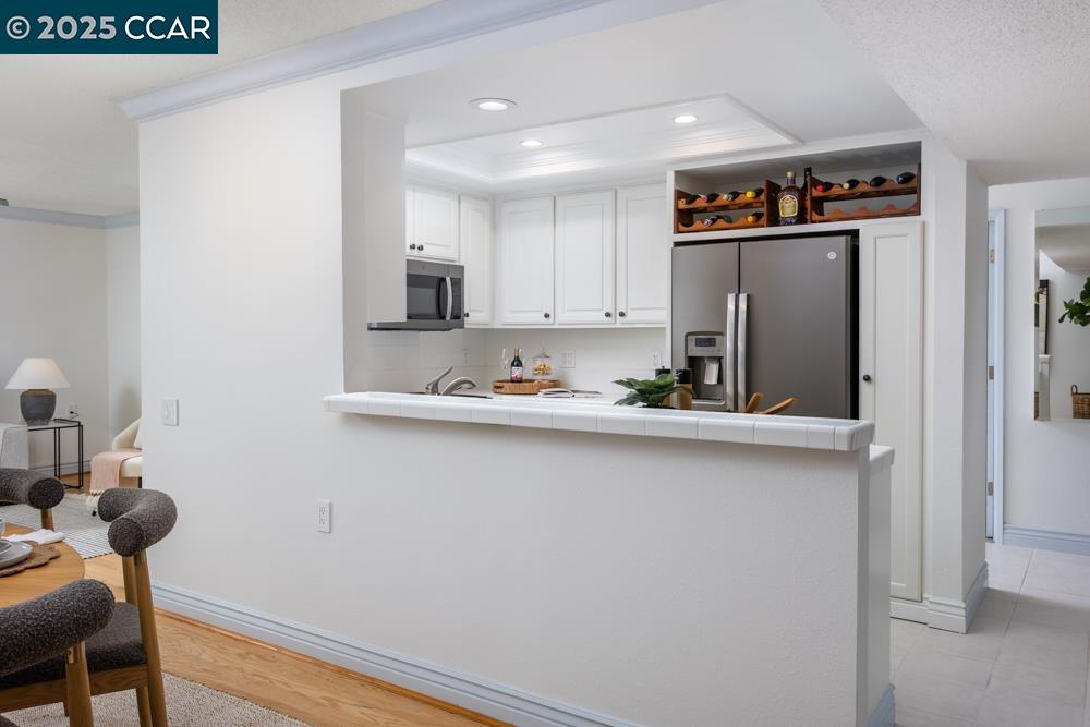 Detail Gallery Image 11 of 29 For 2432 Pine Knoll Dr #4,  Walnut Creek,  CA 94595 - 2 Beds | 1 Baths