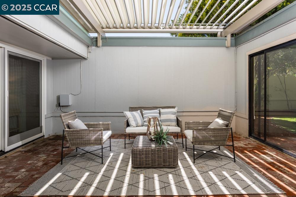 Detail Gallery Image 21 of 29 For 2432 Pine Knoll Dr #4,  Walnut Creek,  CA 94595 - 2 Beds | 1 Baths