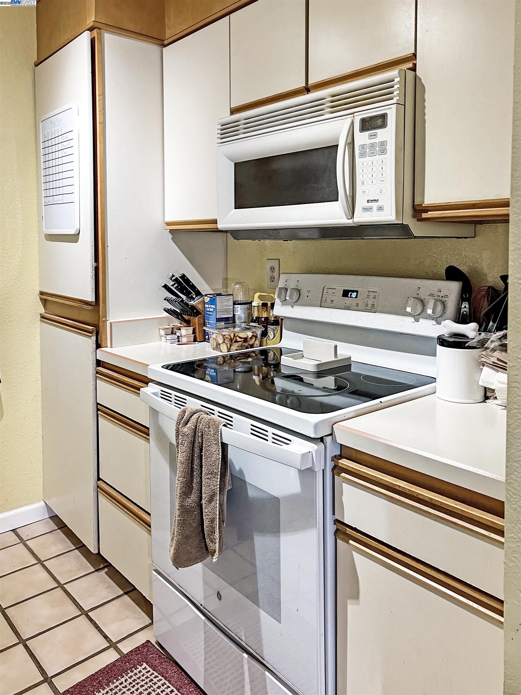 Photo #2: 41092762 Listing 