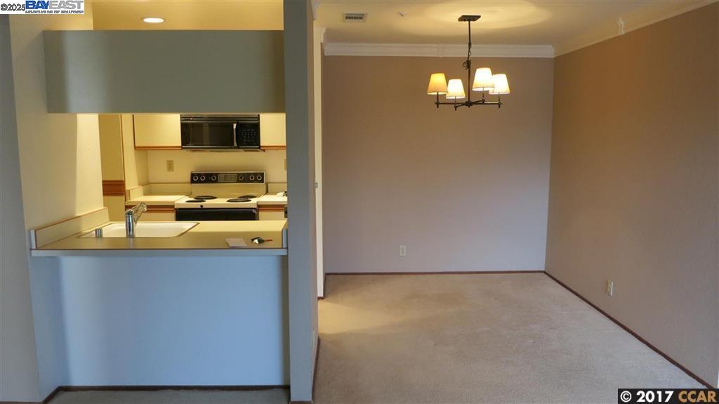 Photo #6: 41092762 Listing: Photo #6