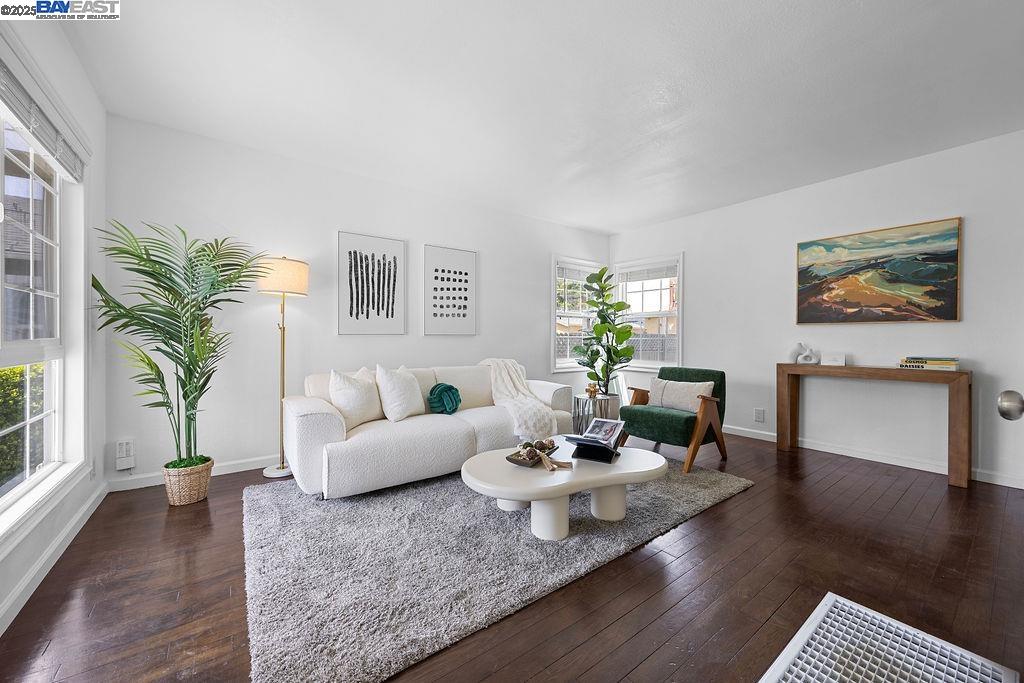 Detail Gallery Image 3 of 23 For 274 Bristol Boulevard, San Leandro,  CA 94577 - – Beds | – Baths