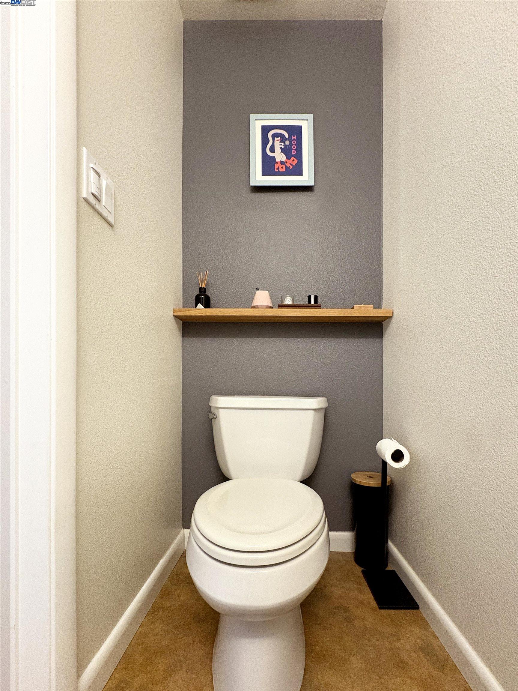 Detail Gallery Image 6 of 22 For 6466 Hollis St. #182,  Emeryville,  CA 94608 - 2 Beds | 2/1 Baths