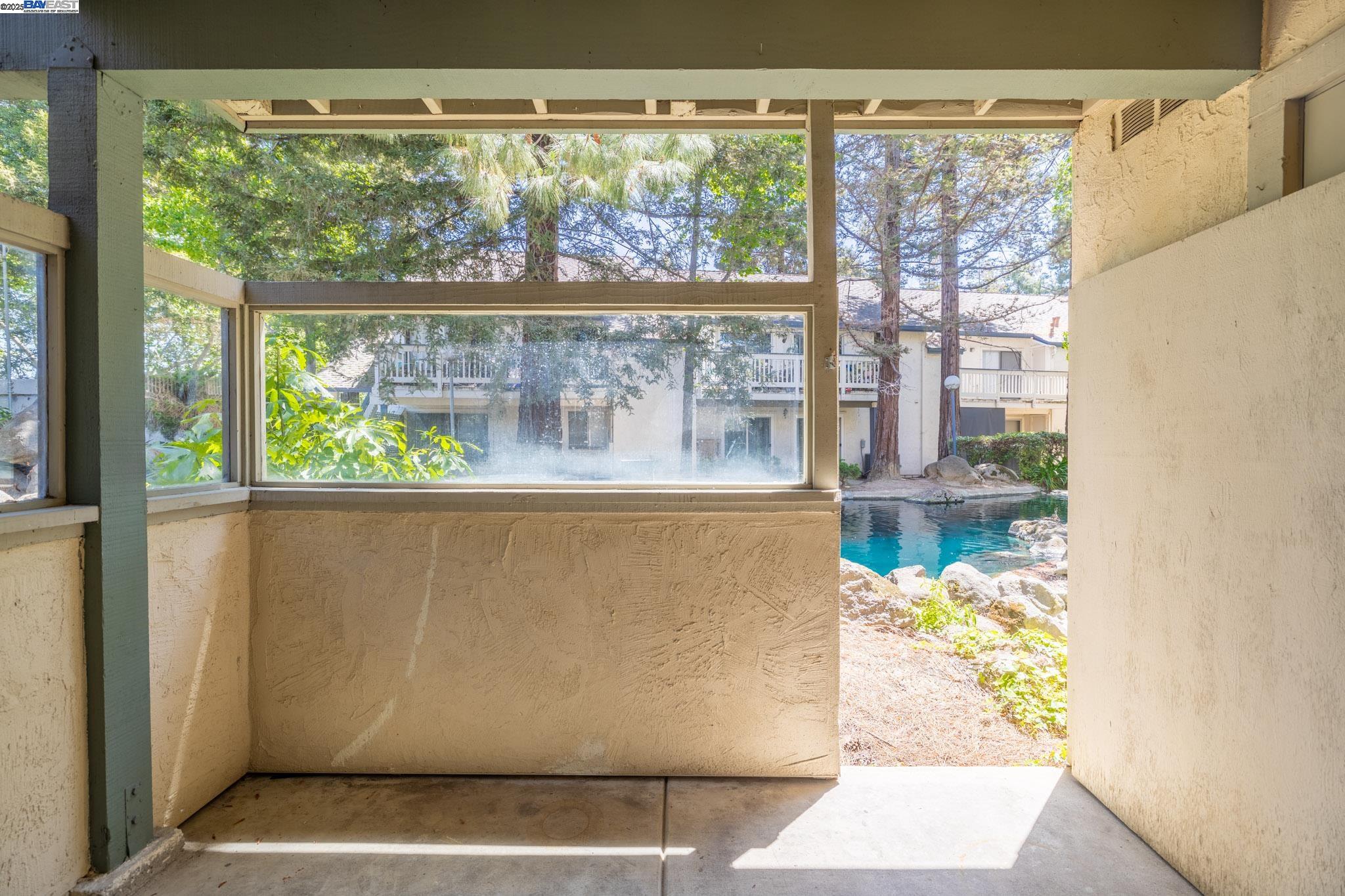 Detail Gallery Image 12 of 43 For 1080 Summerain Ct, San Jose,  CA 95122 - 2 Beds | 2/1 Baths