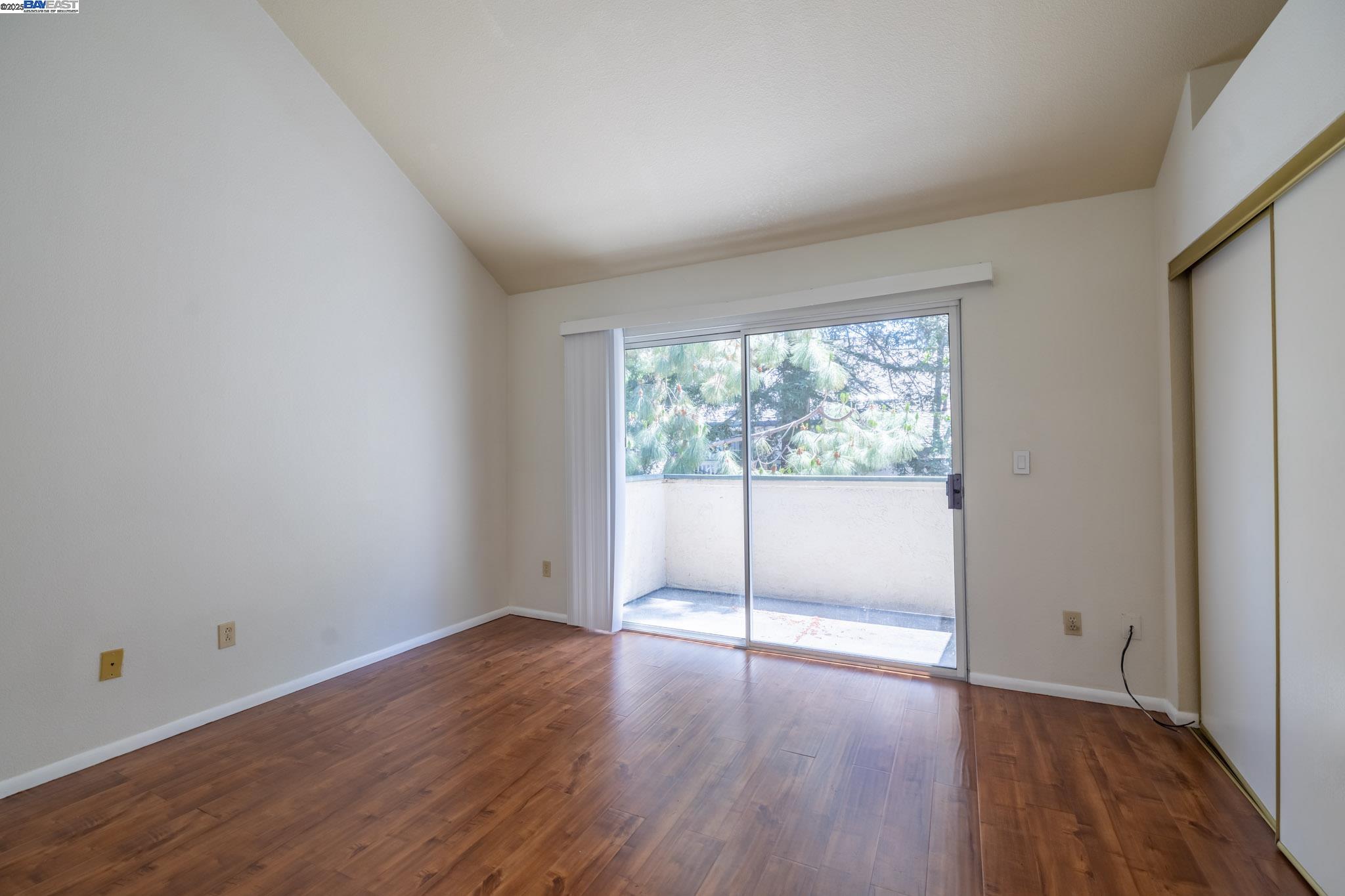 Detail Gallery Image 18 of 43 For 1080 Summerain Ct, San Jose,  CA 95122 - 2 Beds | 2/1 Baths
